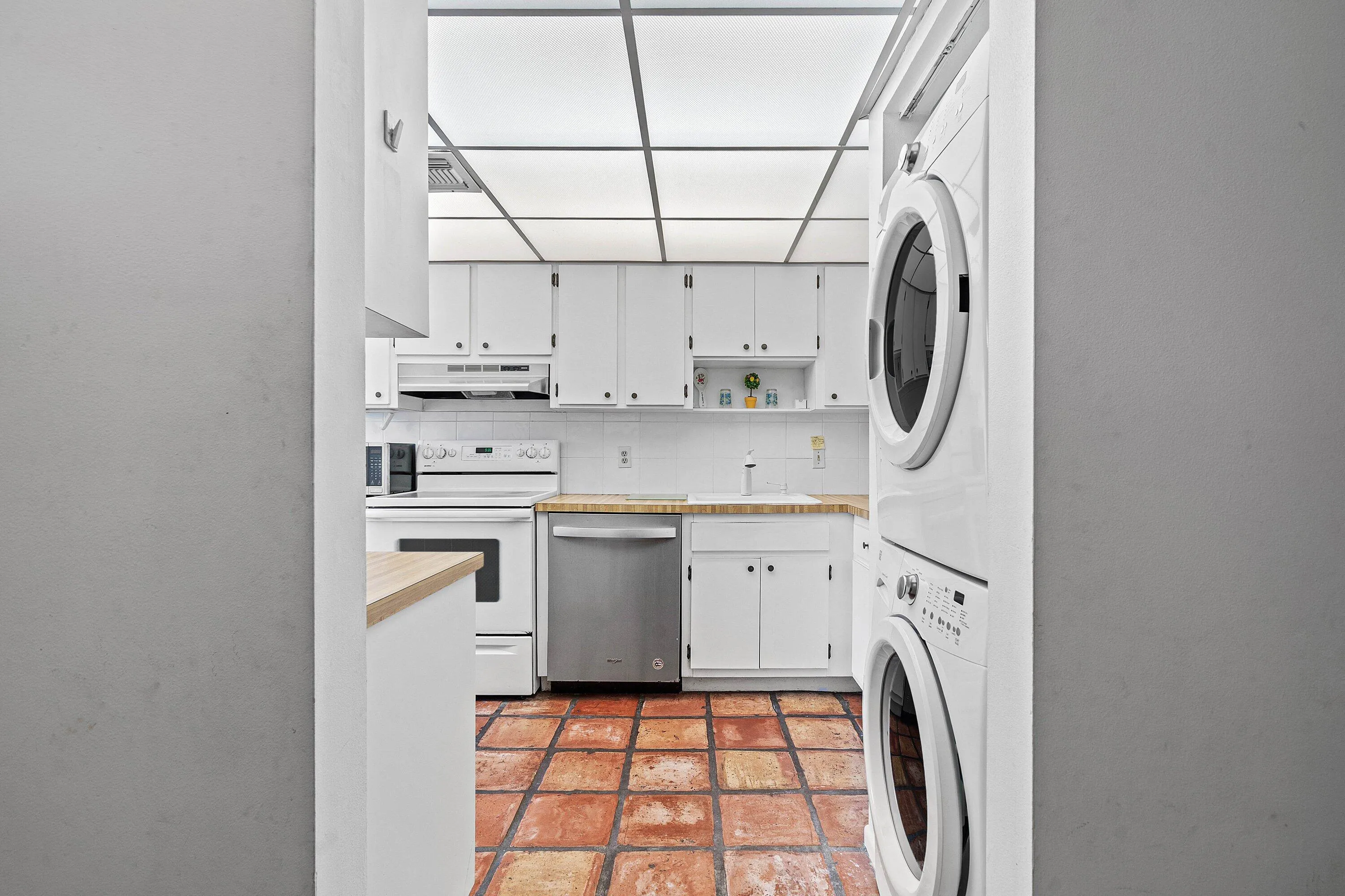 005-36StratfordLaneWest-F-BoyntonBeach-F
