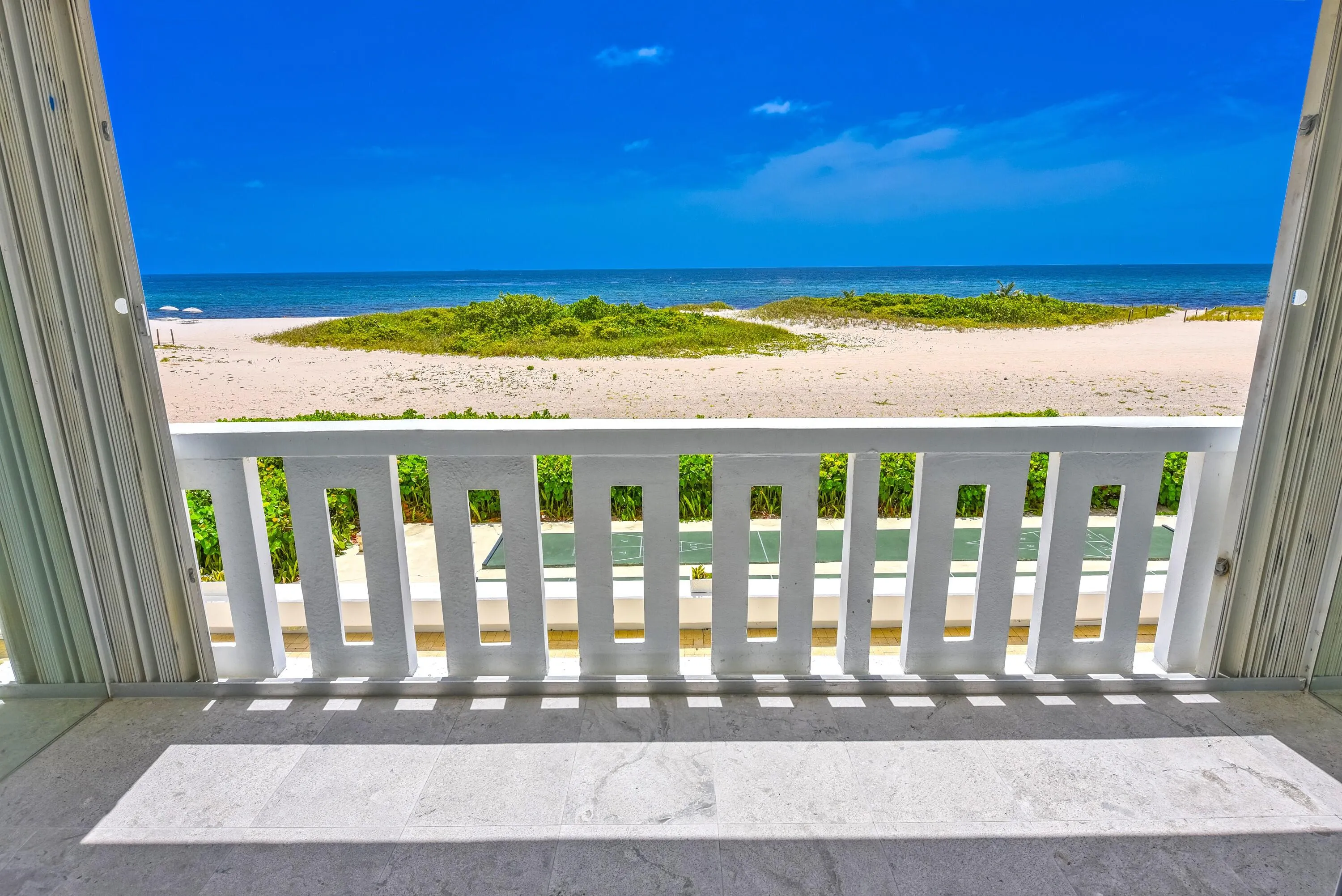 005-002-1012 N Ocean Blvd-3000x2003