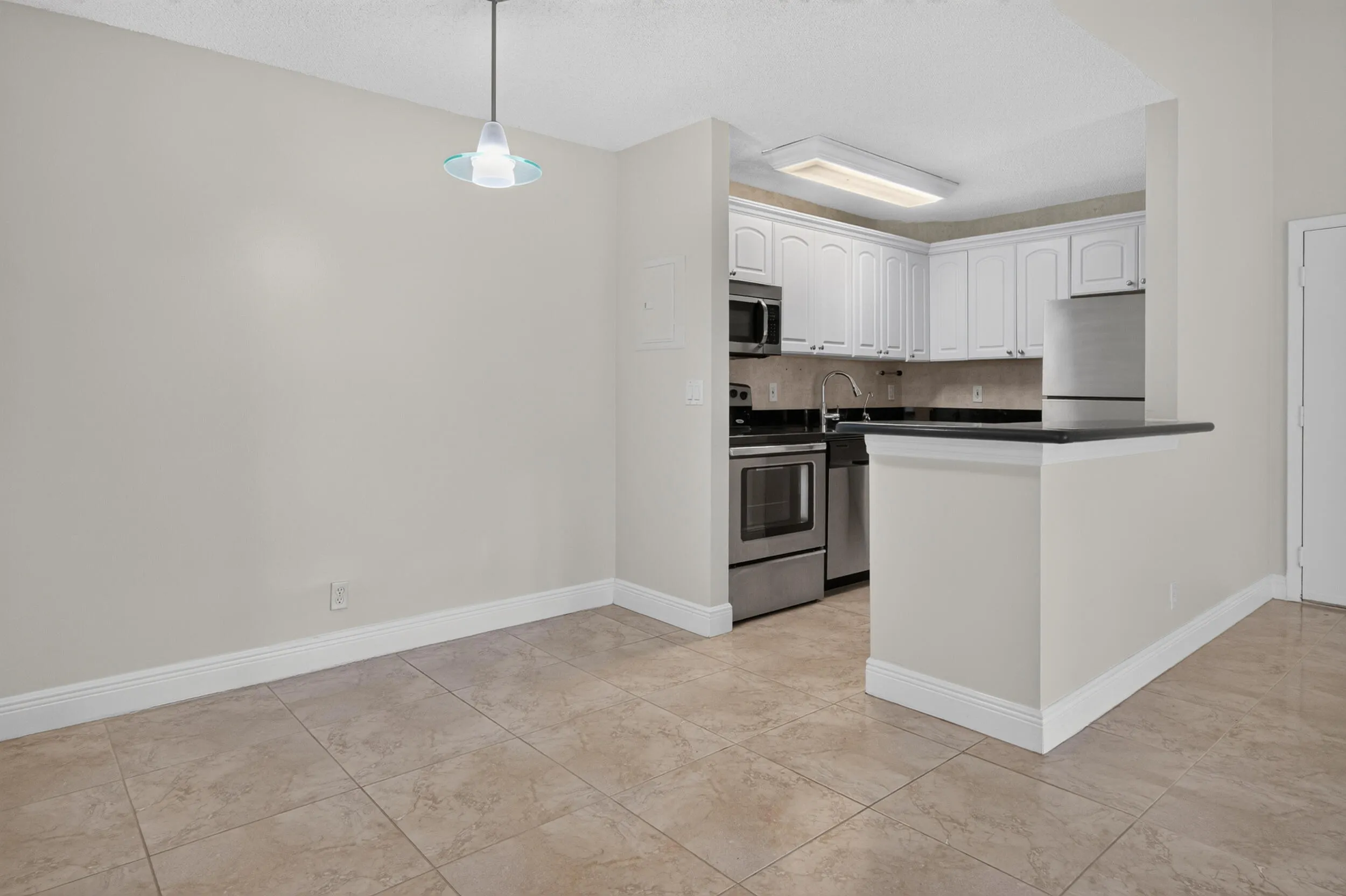 10765 apt 307-16