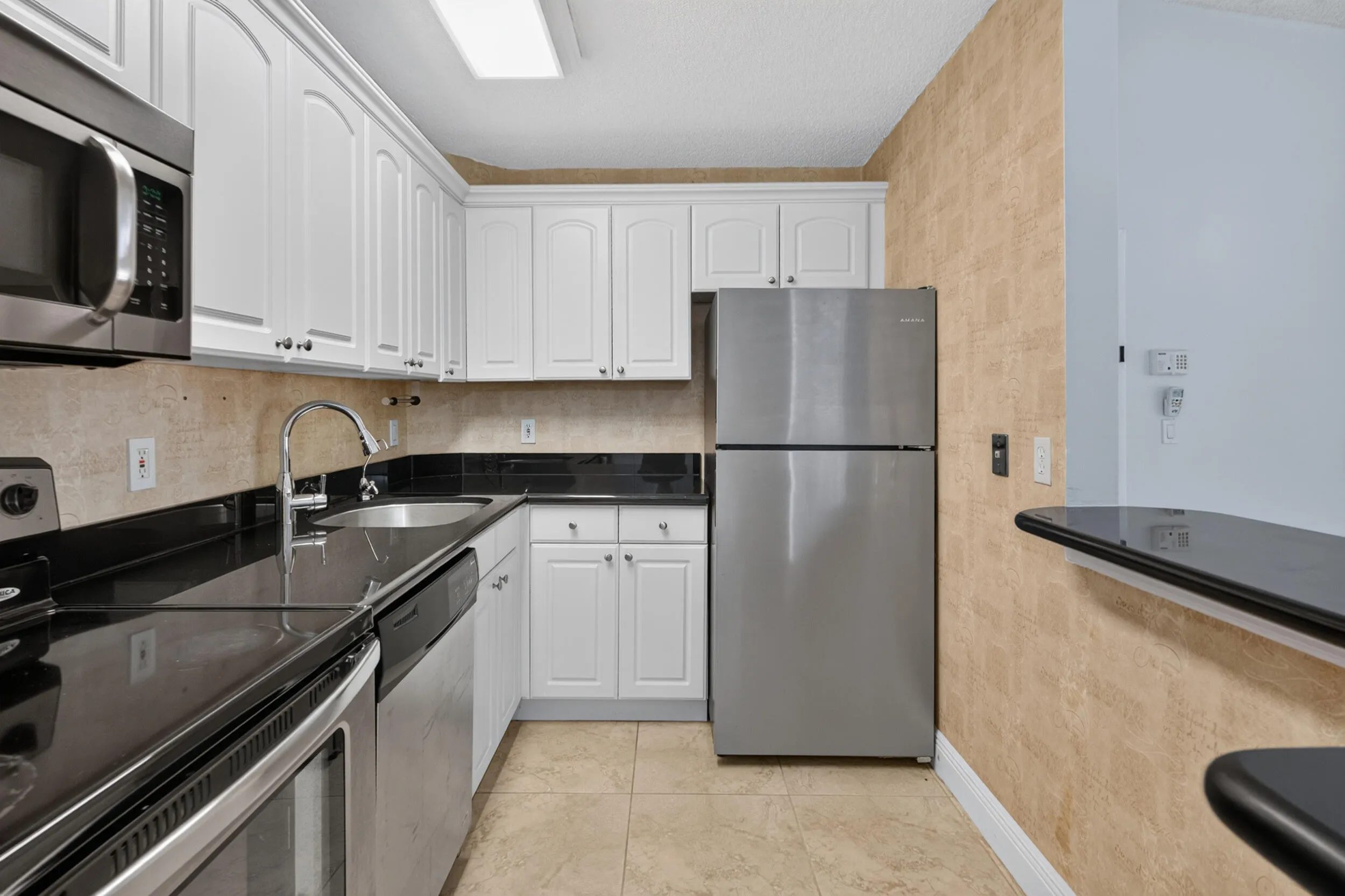 10765 apt 307-17