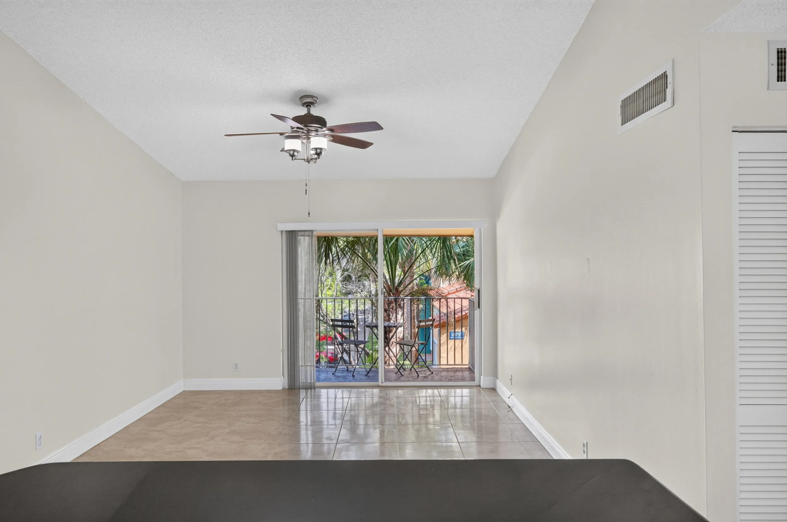 10765 apt 307-10