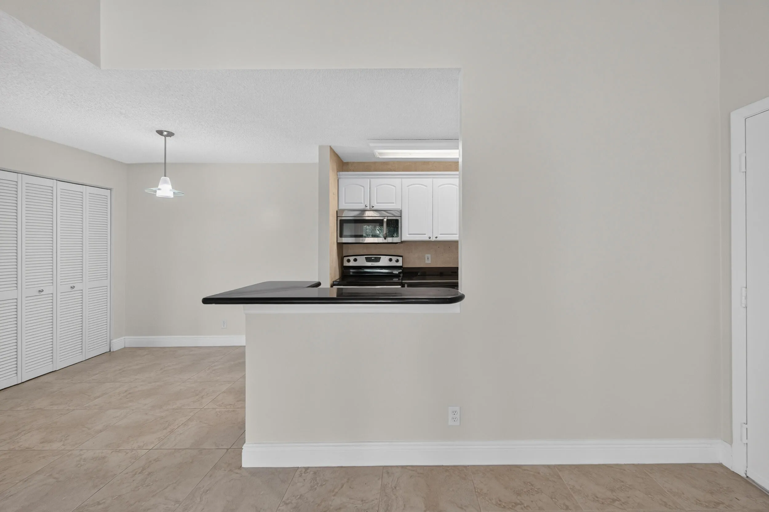 10765 apt 307-14