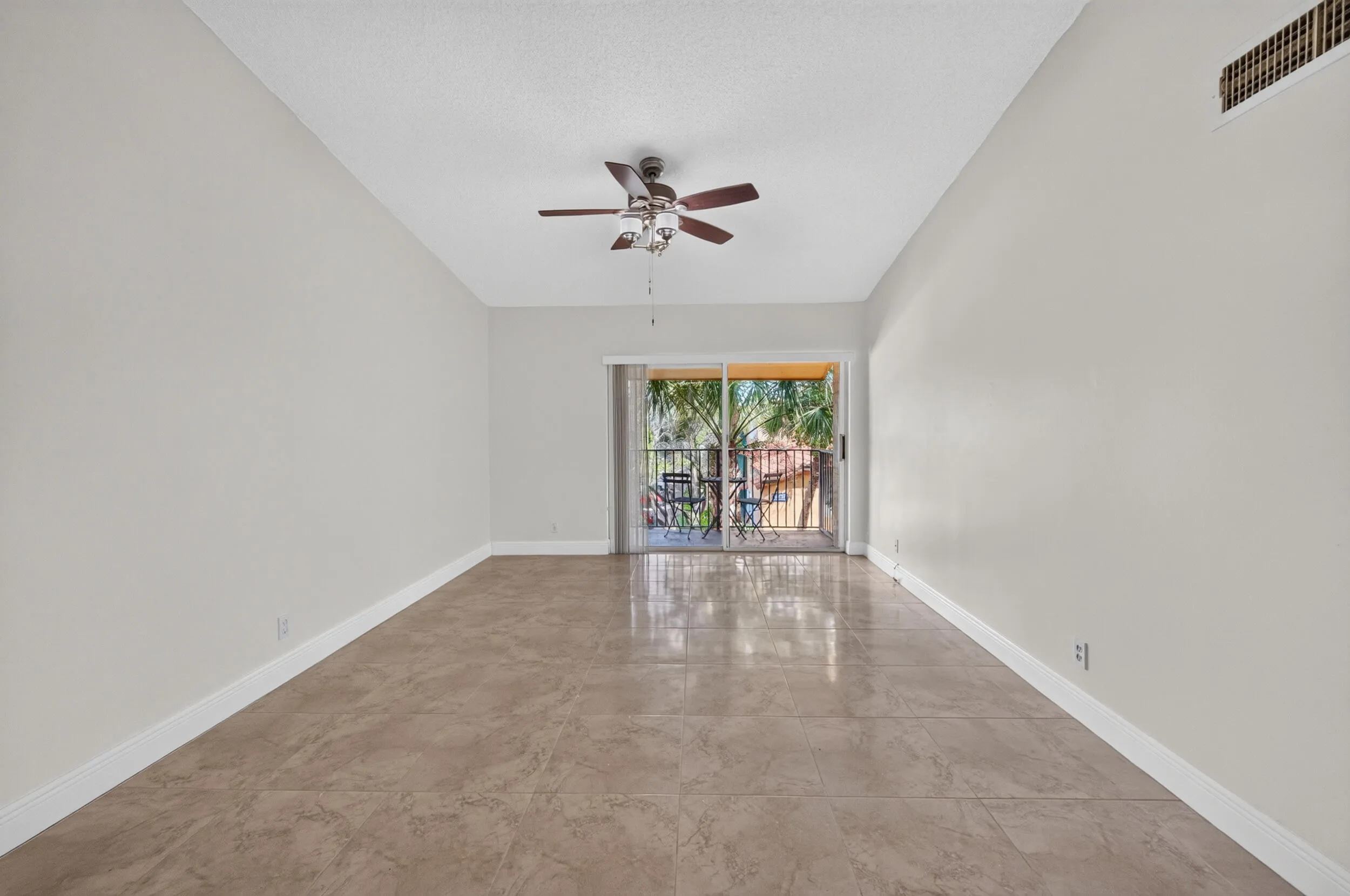 10765 apt 307-11
