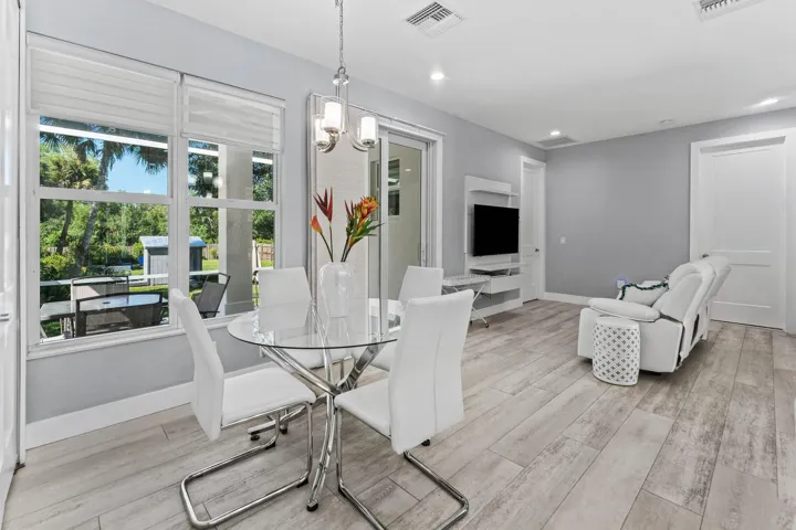 014-10231176thLaneNorth-Jupiter-FL-33478
