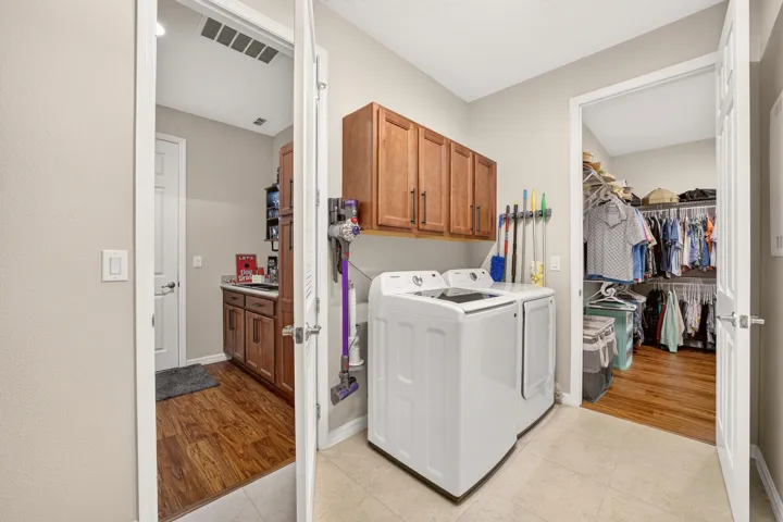 Walkthrough Utility Rm to Master Closet