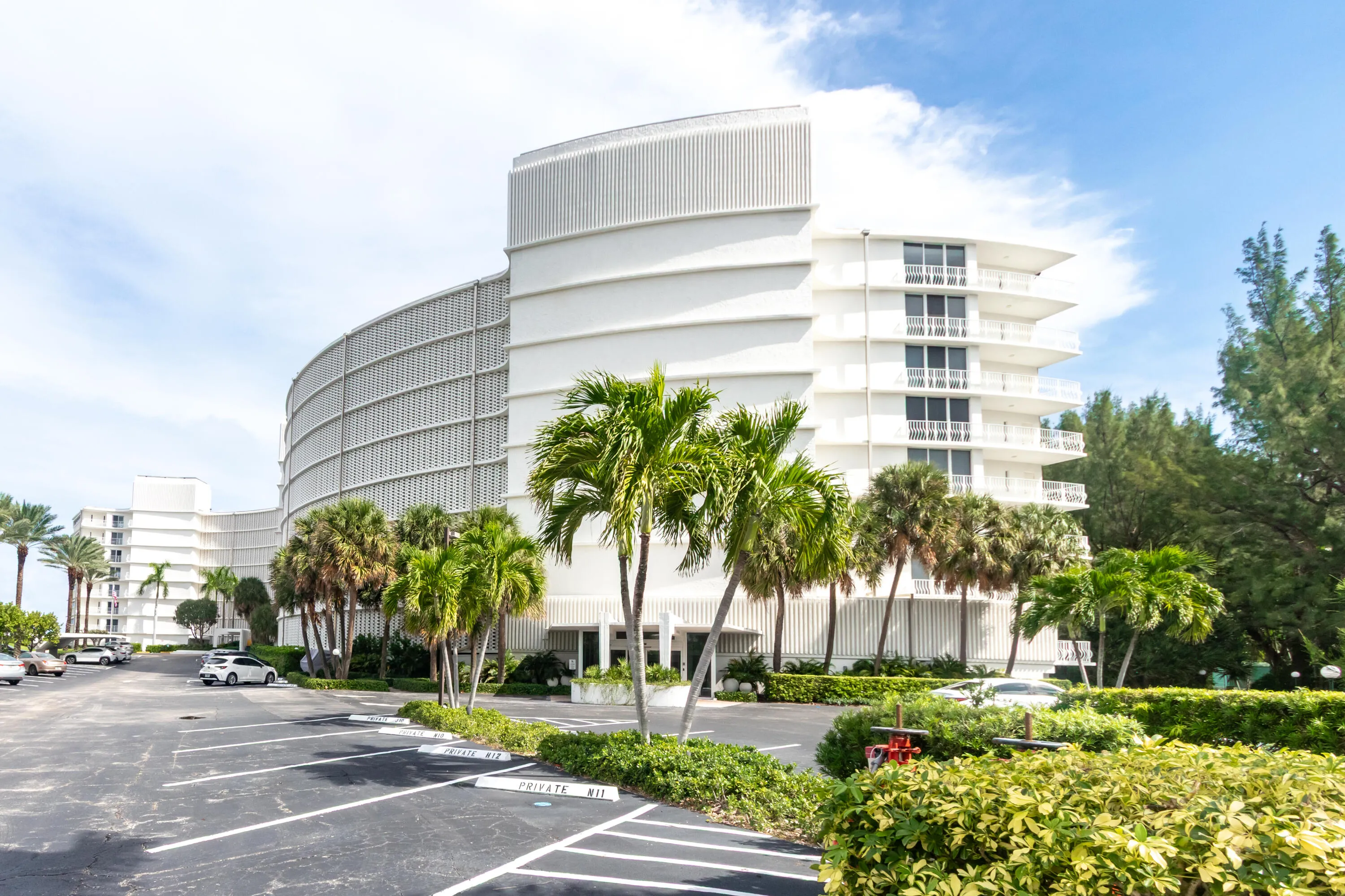 2774 S. Ocean Boulevard