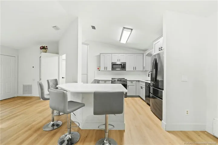 Kitchen Bar