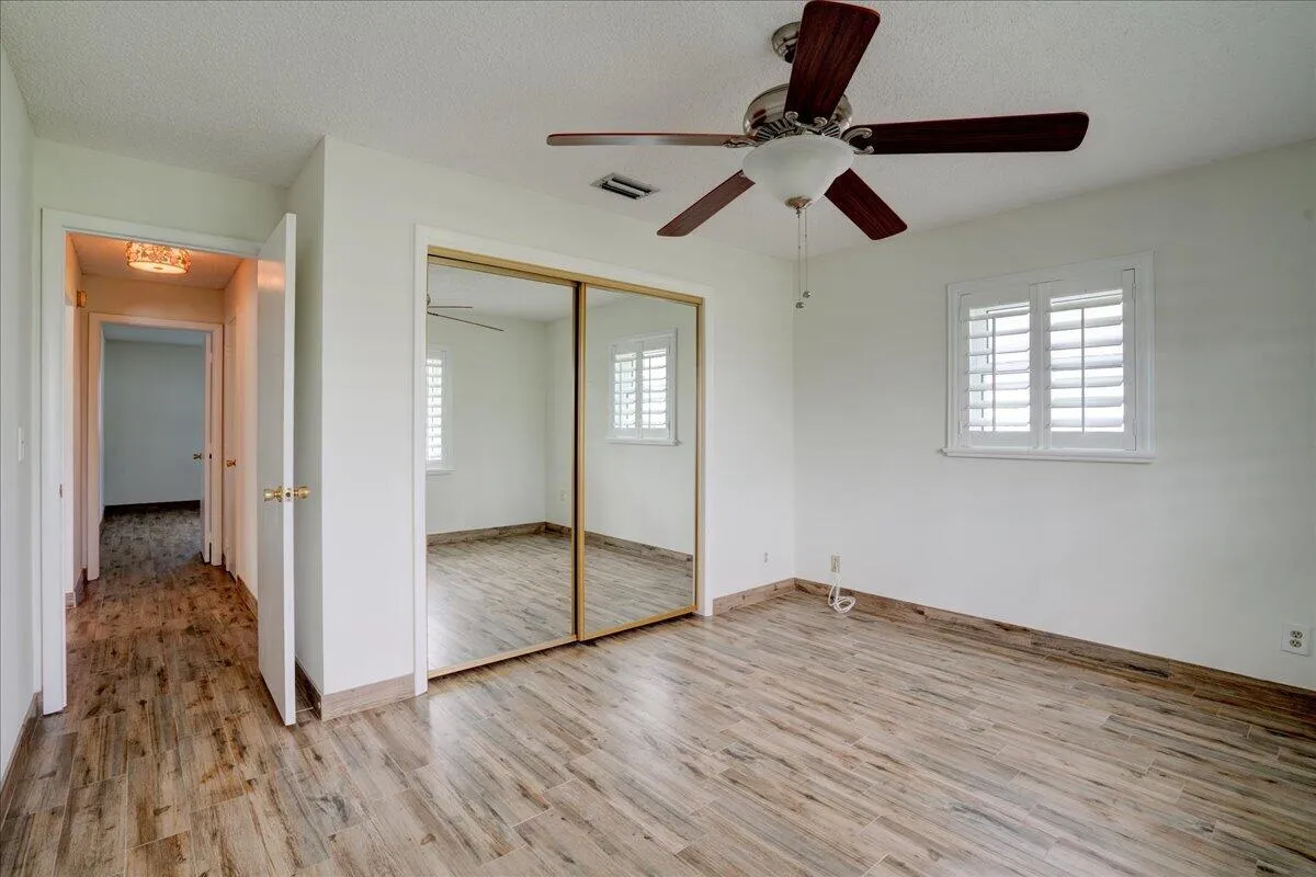 33-2198 SW 12th-36