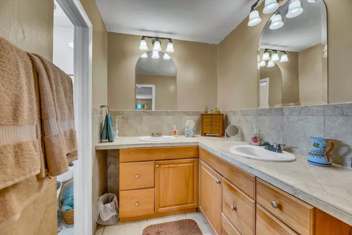 Master Bath with dual sinks