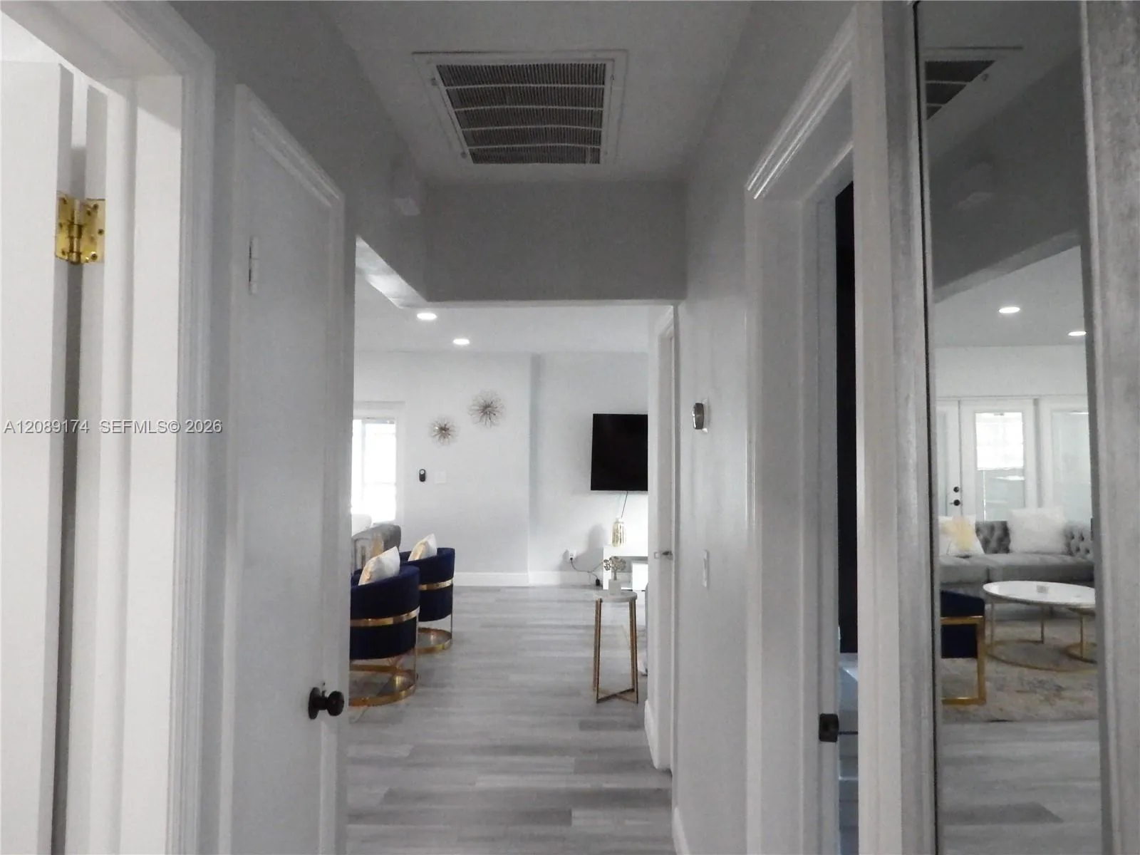 Photo 49