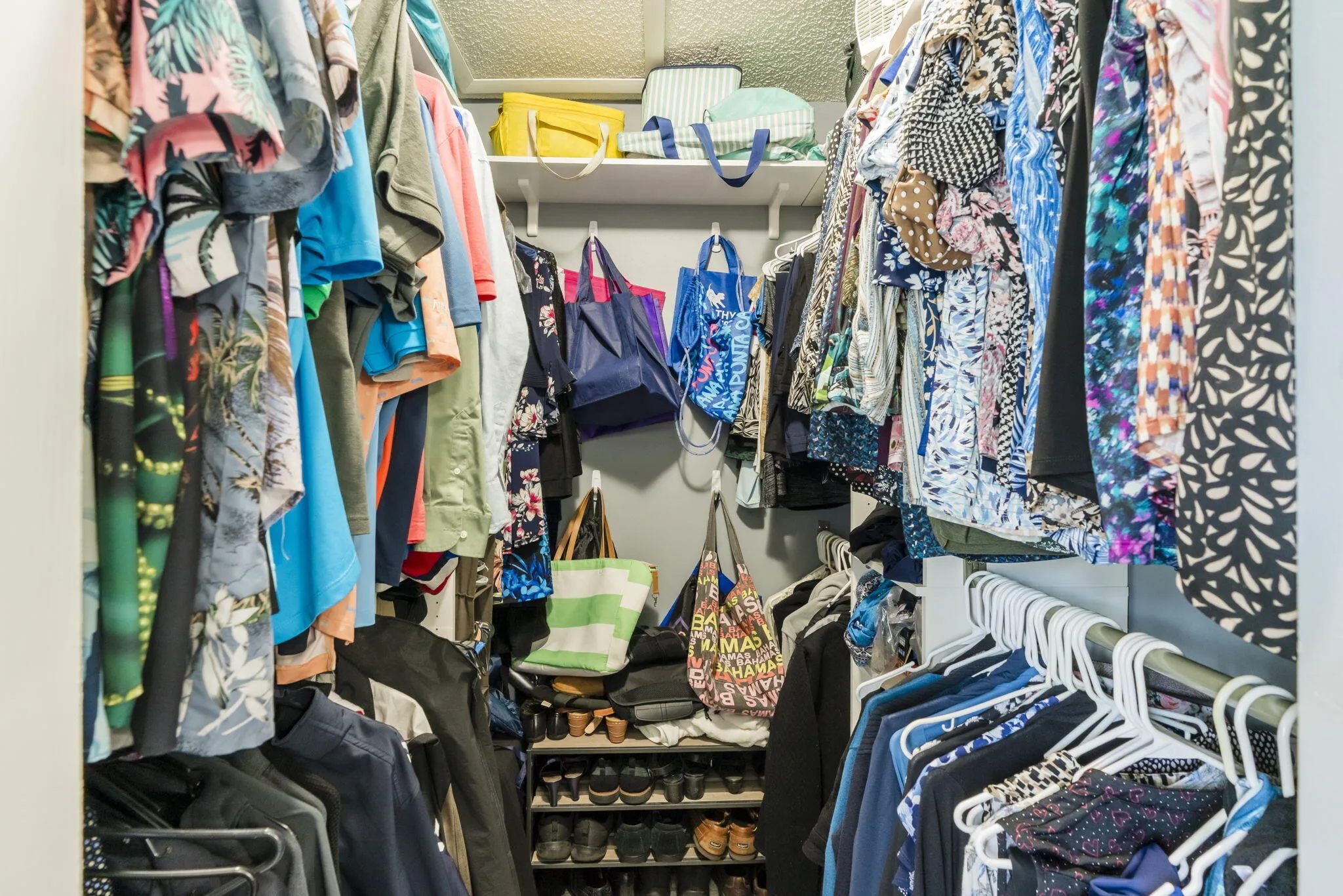 primary walk in closet