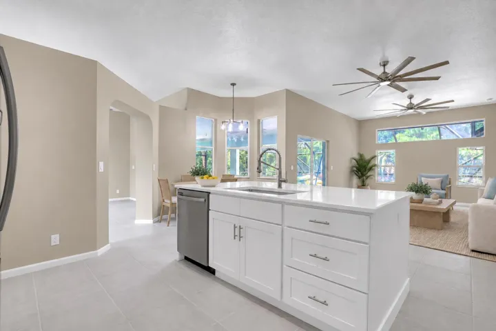 23_Kitchen_Angle_5