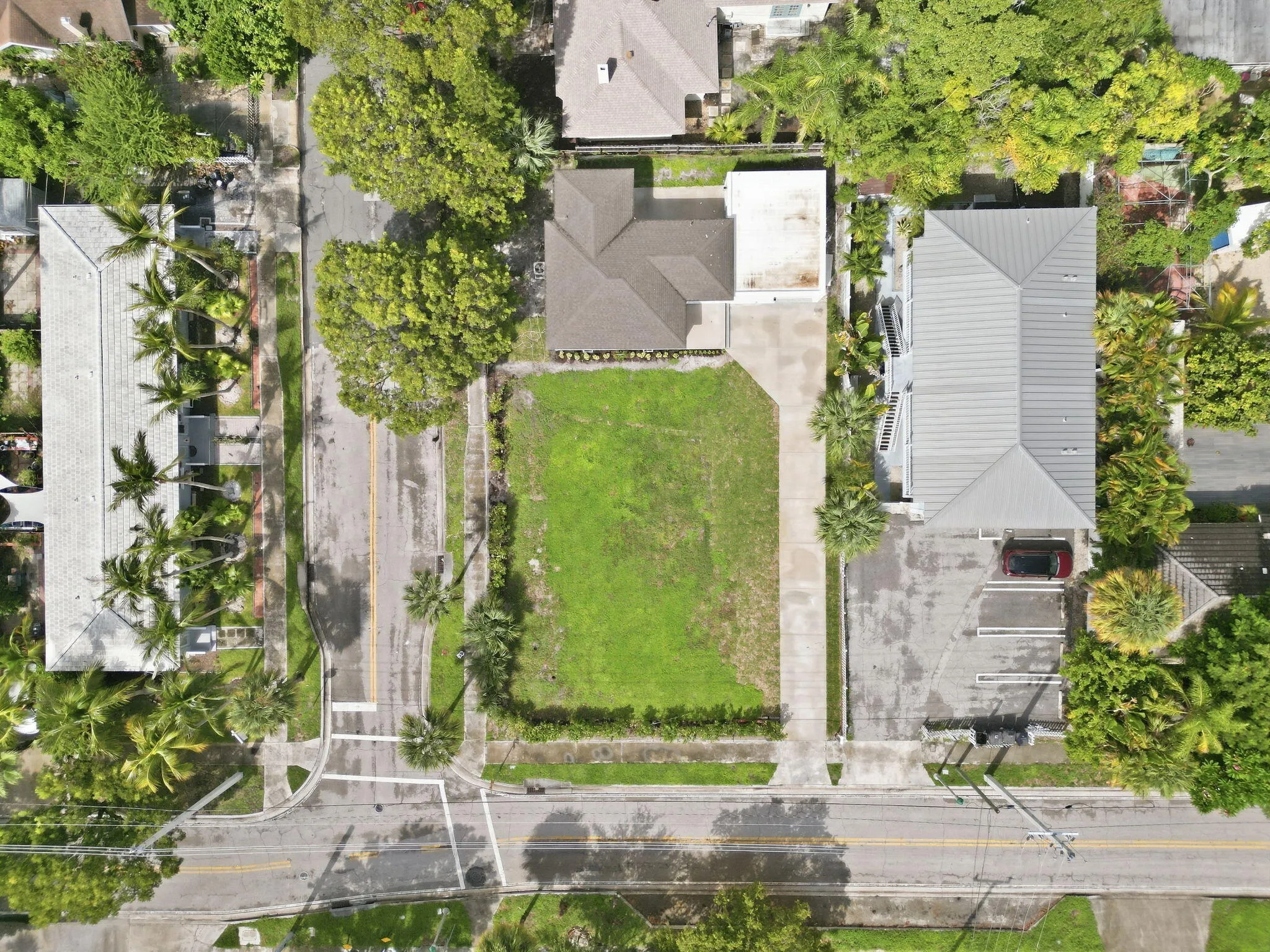53-web-or-mls-5203_N_Flagler_Dr_Drone_08
