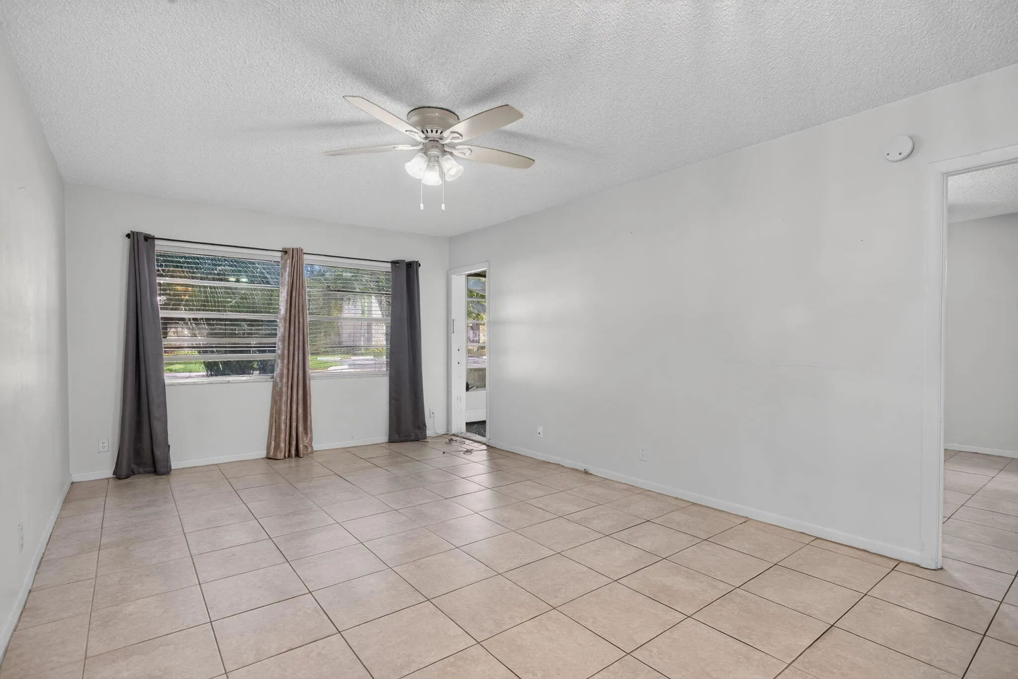 15-web-or-mls-5181-0561