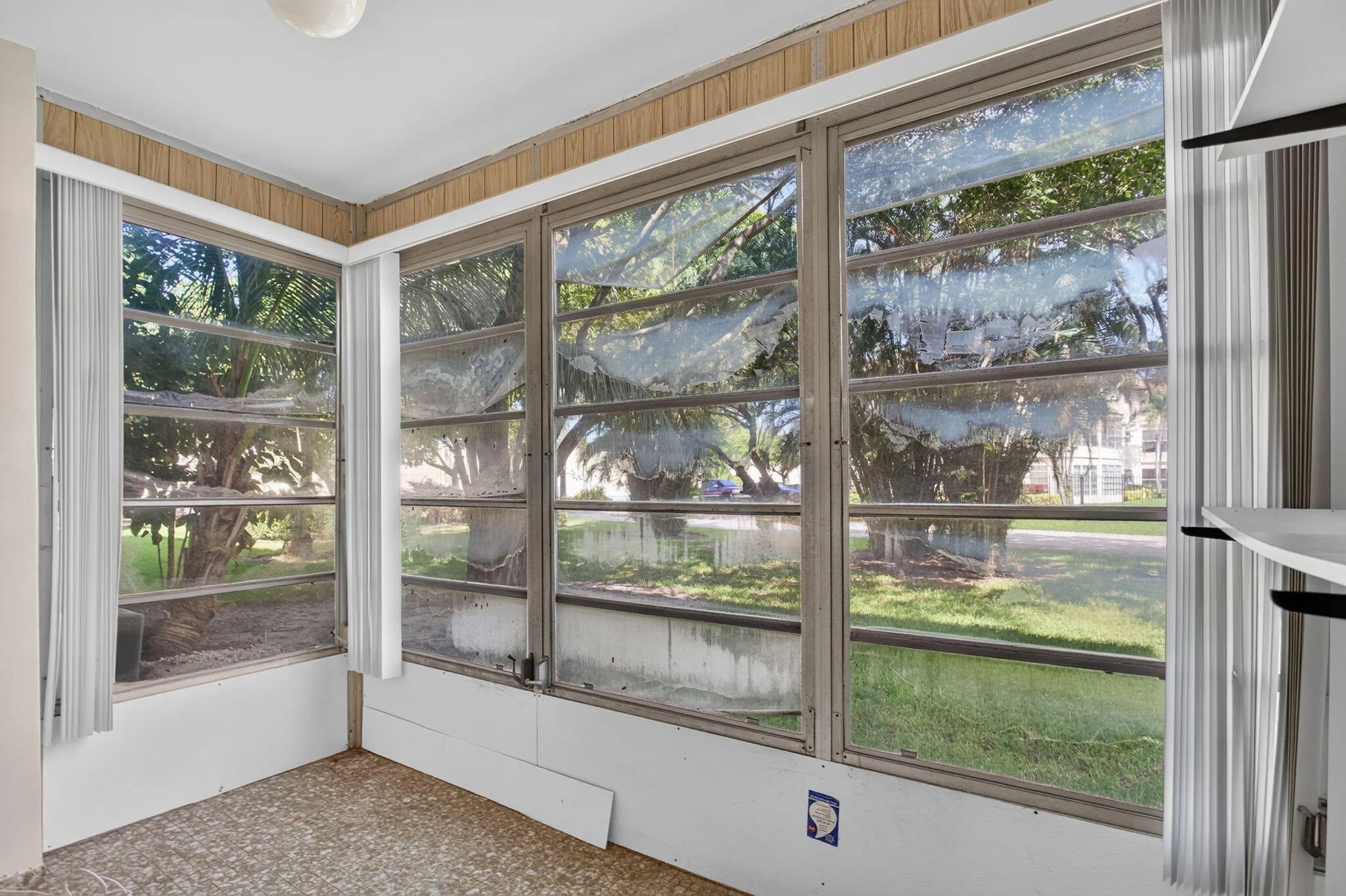19-web-or-mls-5181-0592