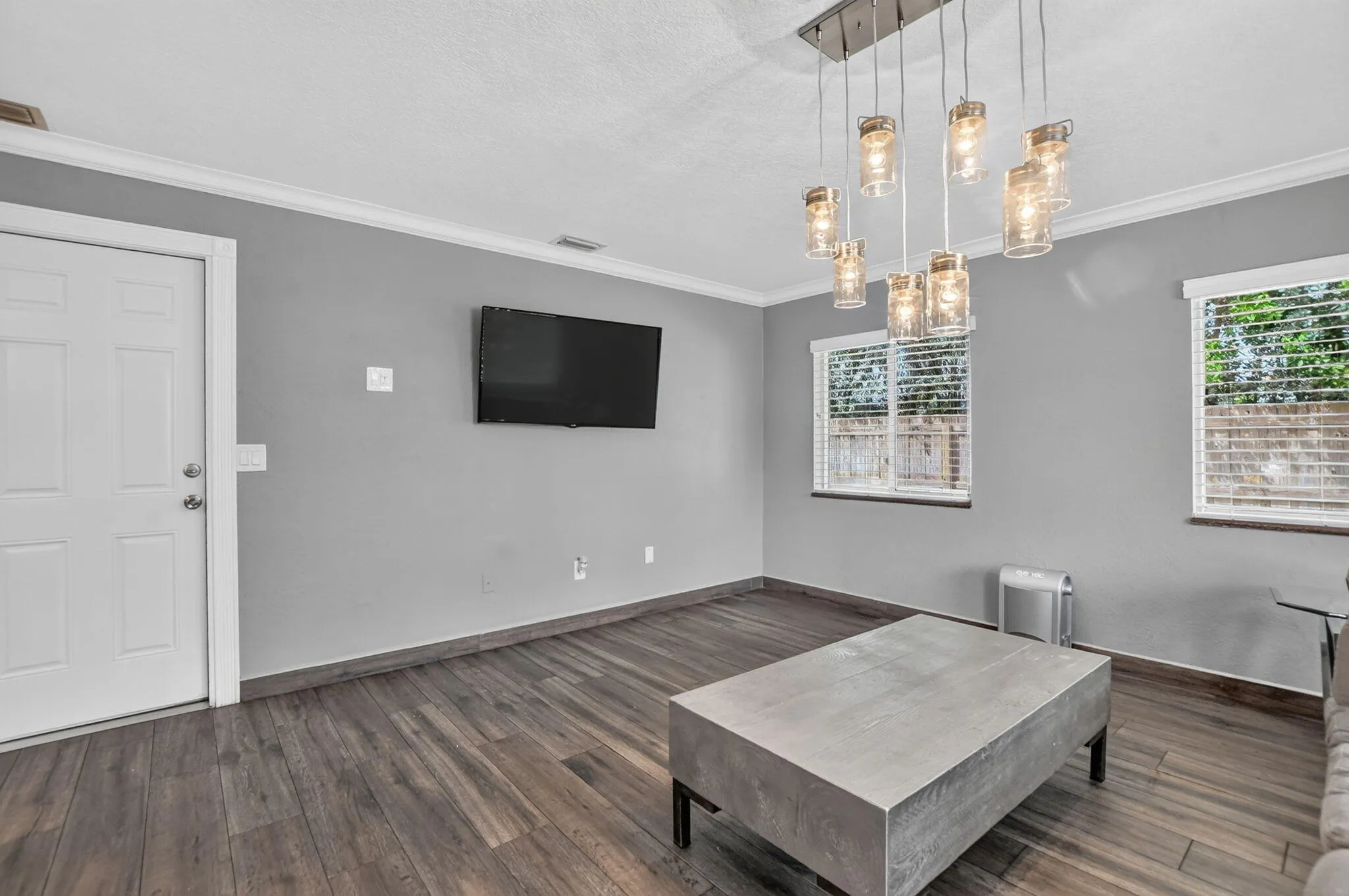 21-web-or-mls-22606-06