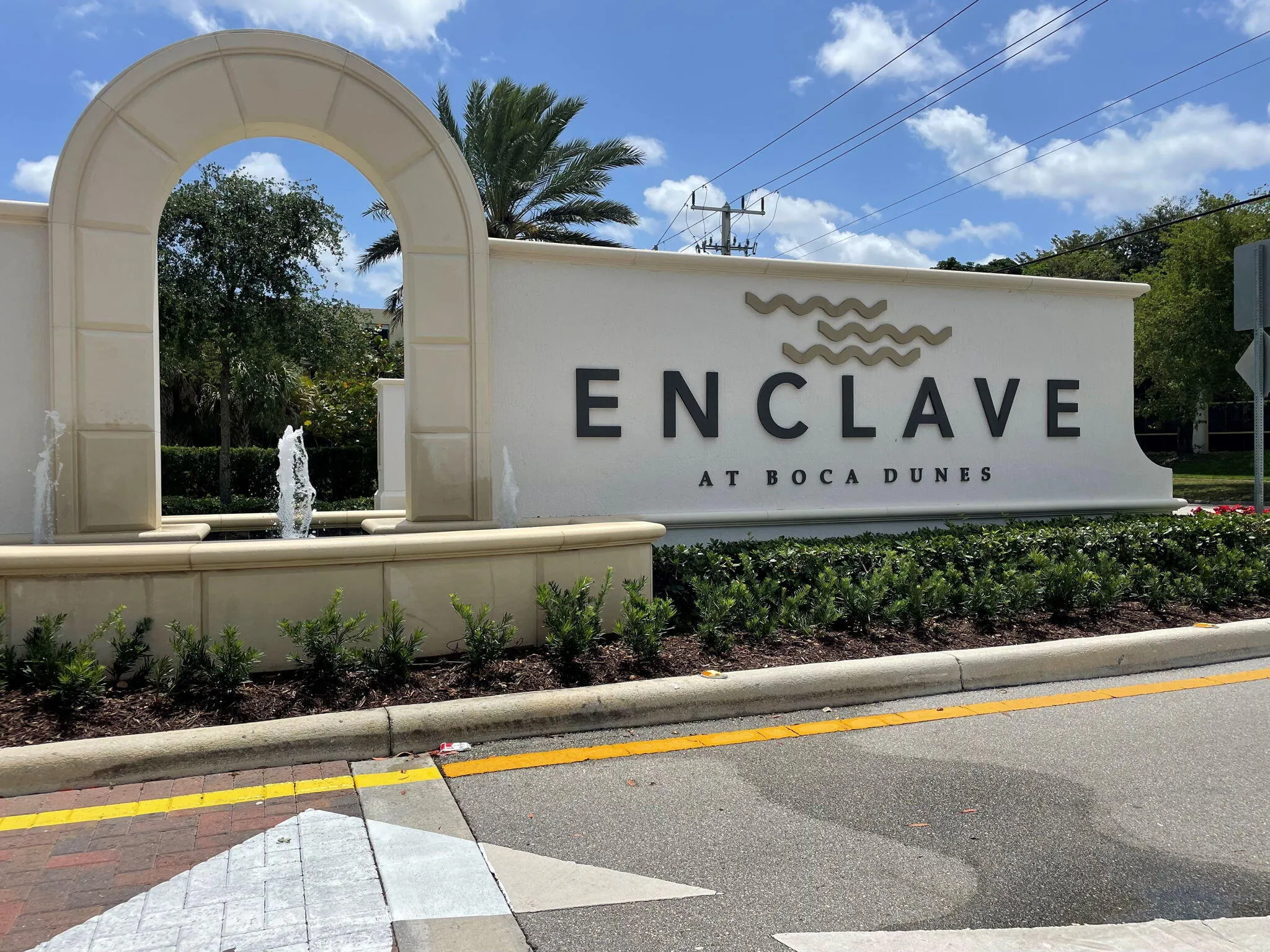 56-web-or-mls-Enclave