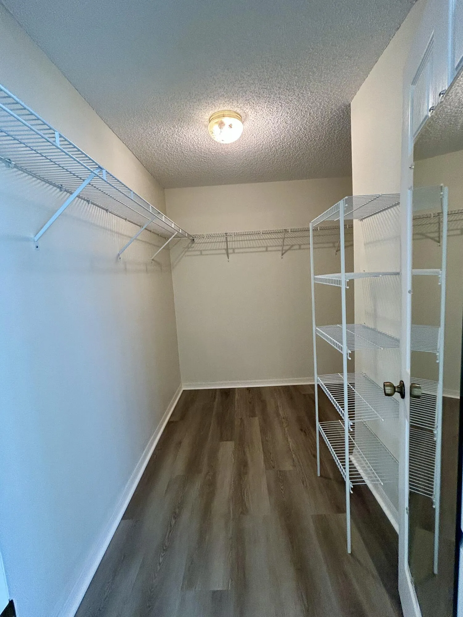 Walk-in closet