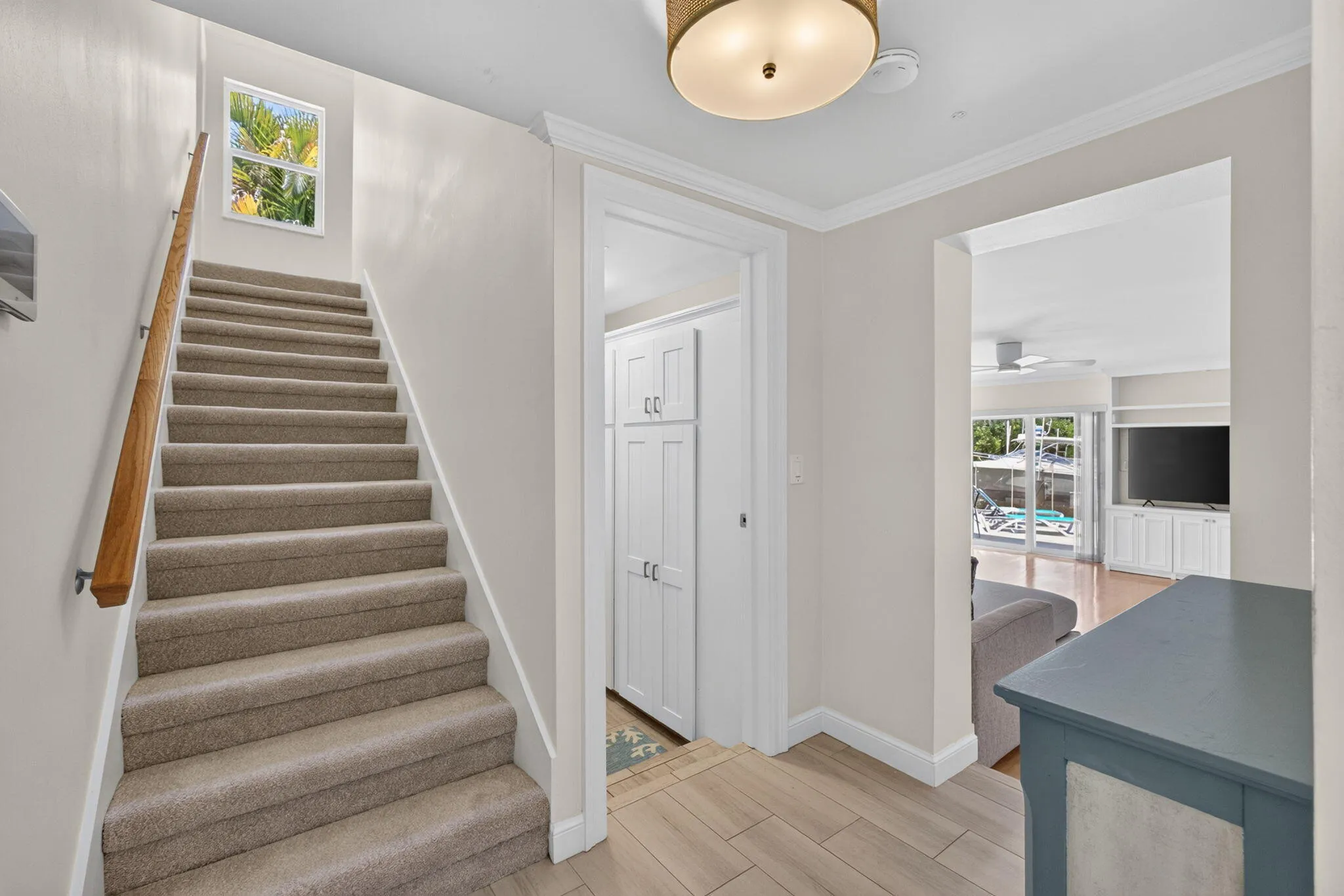 Stairs​​‌​​​​‌​​‌‌​‌‌​​​‌‌​‌​‌​‌​​​‌​​ Up