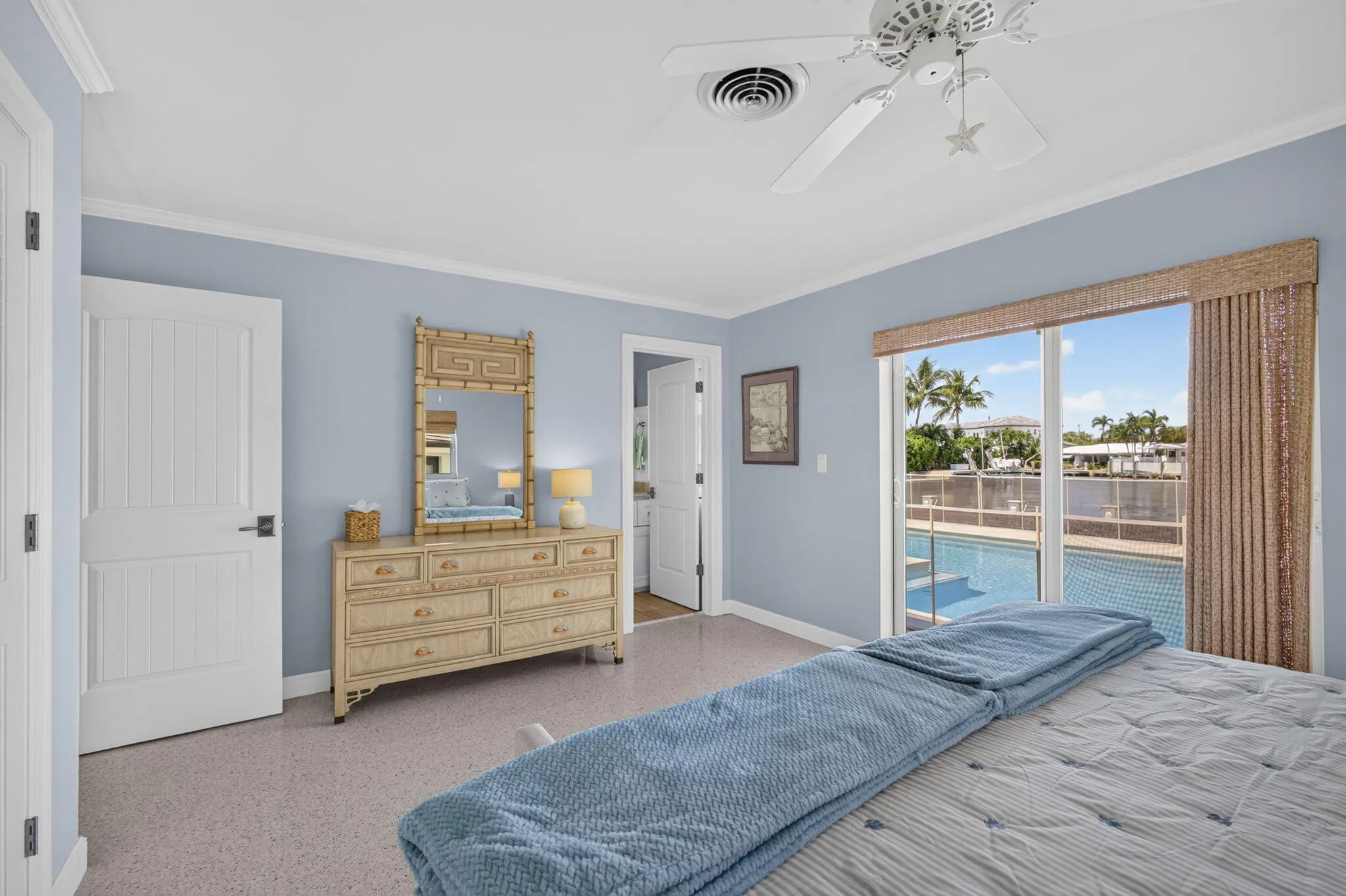 Bedroom #1
