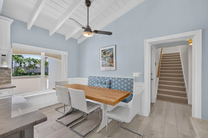 Breakfast Nook