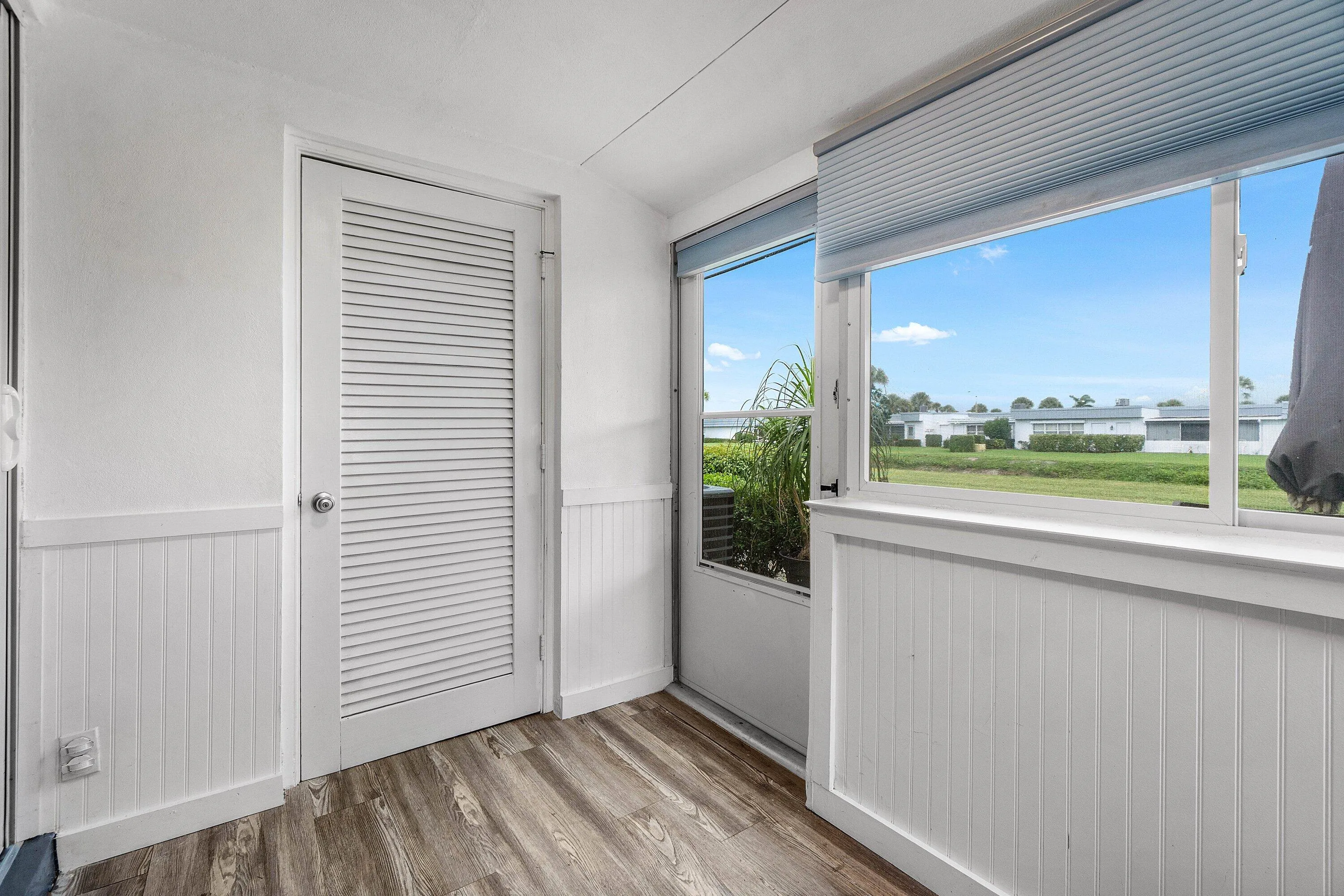 022-2883CrosleyDriveWest-F-WestPalmBeach
