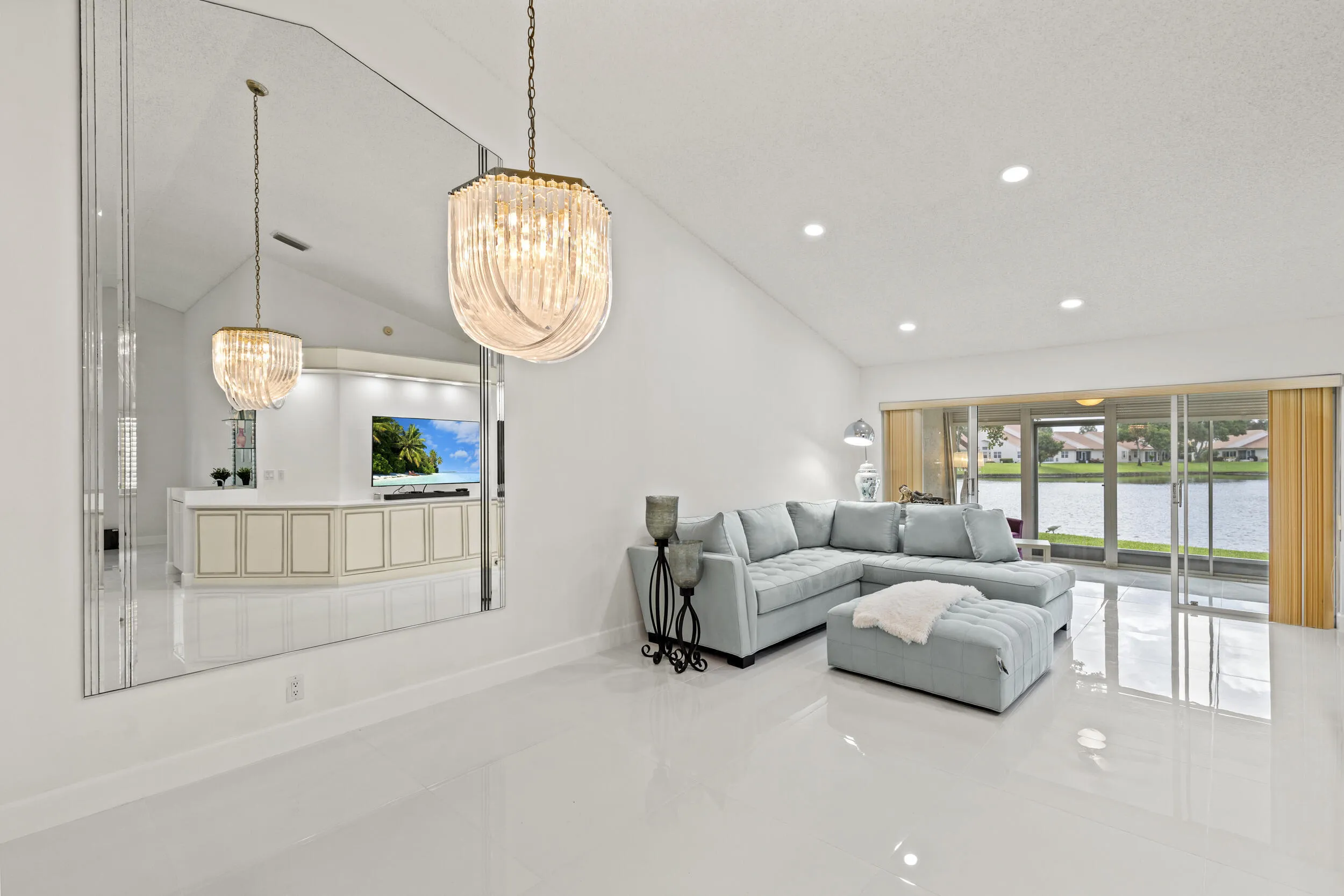 Dining & Living room area