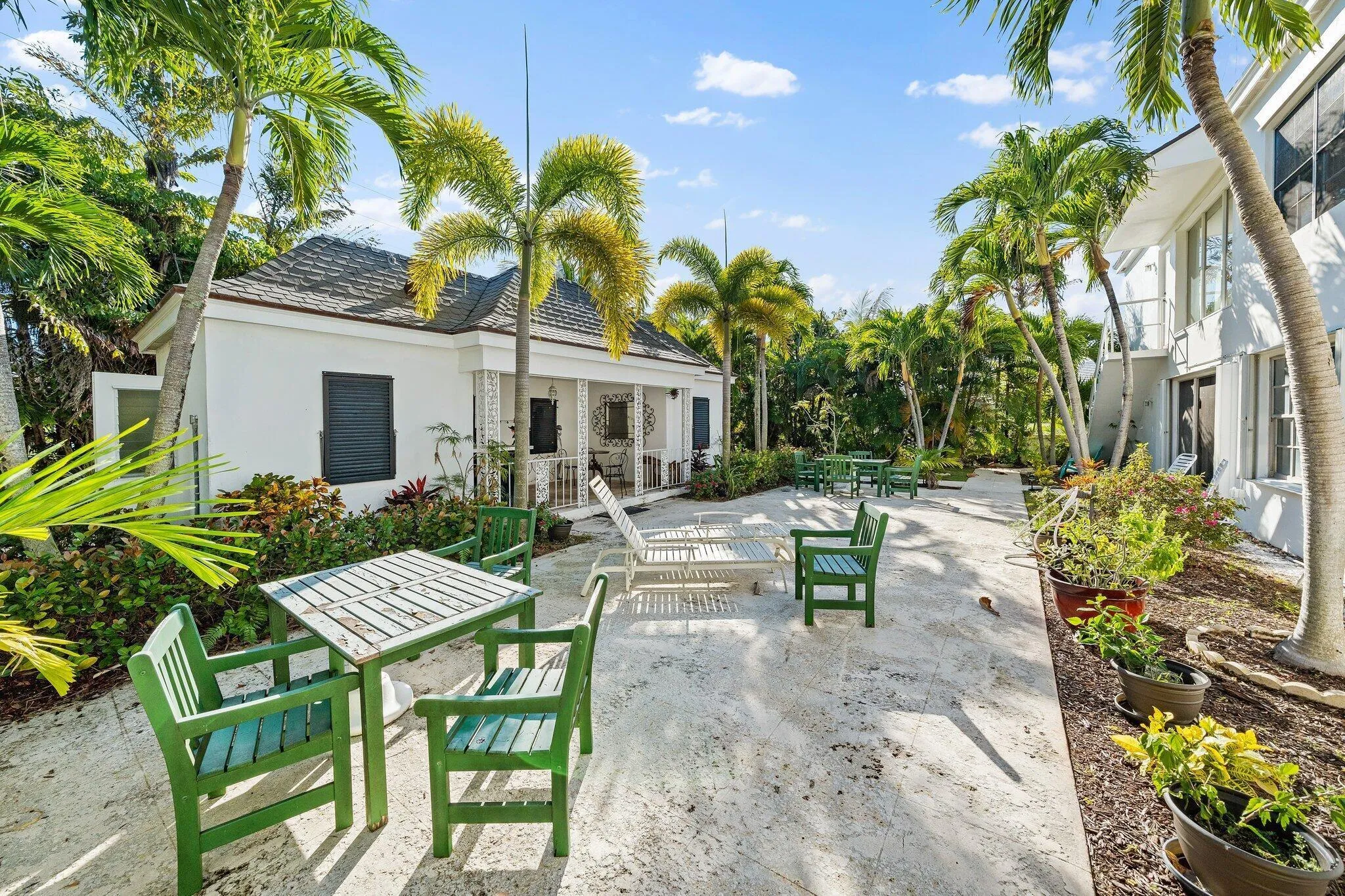 Private Courtyard