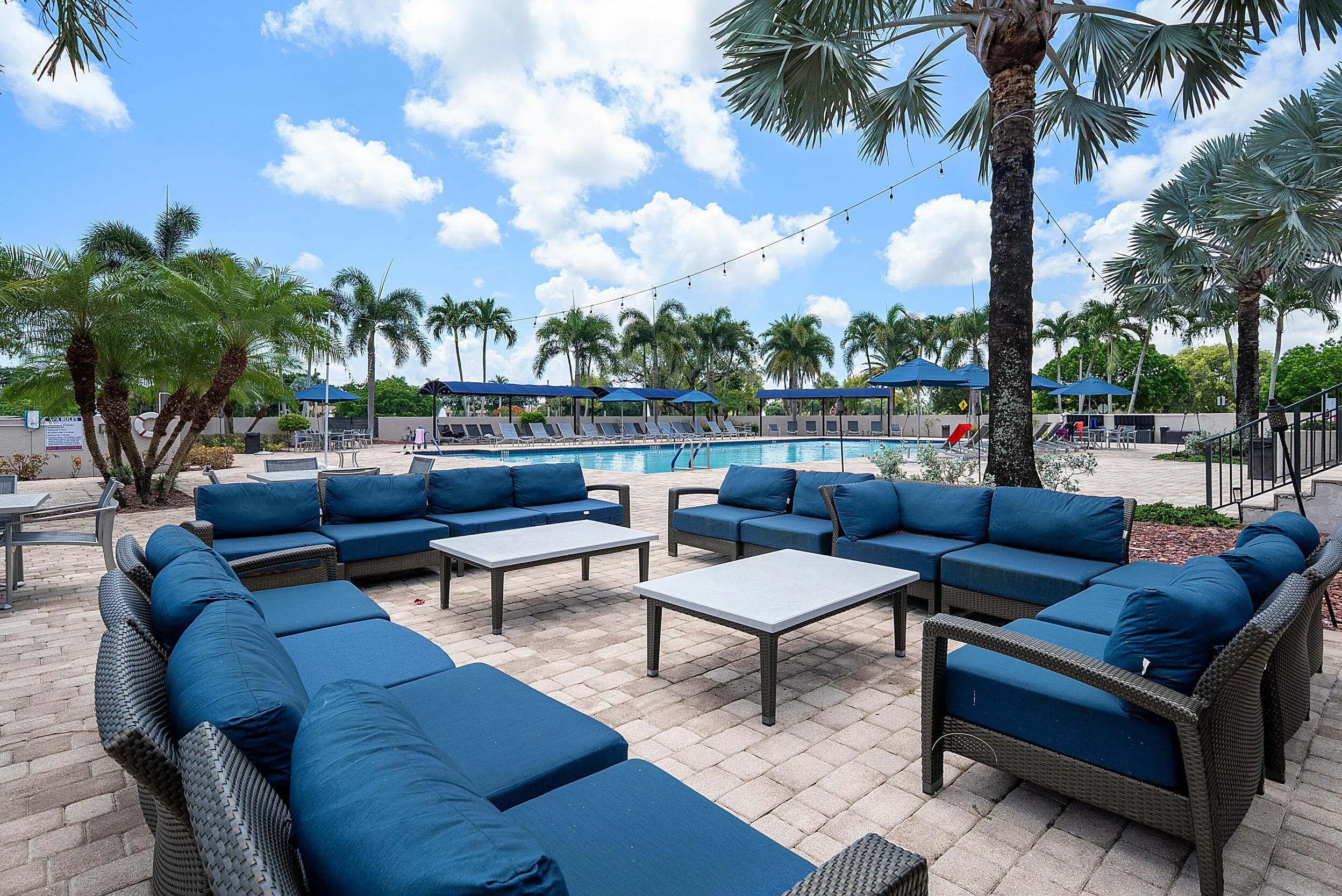 066-6735ViaRegina-BocaRaton-FL-33433-FUL