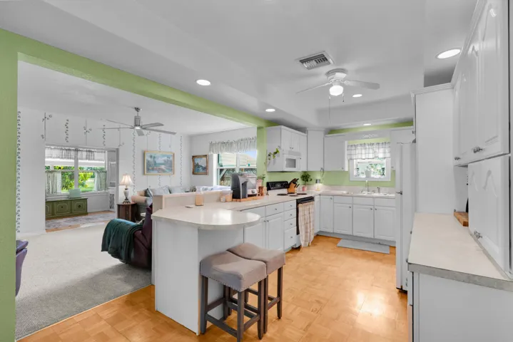 Eat in Kitchen