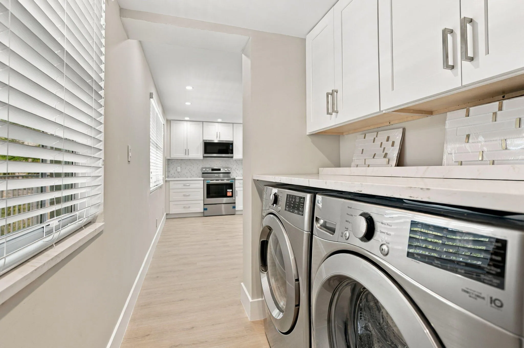 15-web-or-mls-806-cypress-grove-ln-303