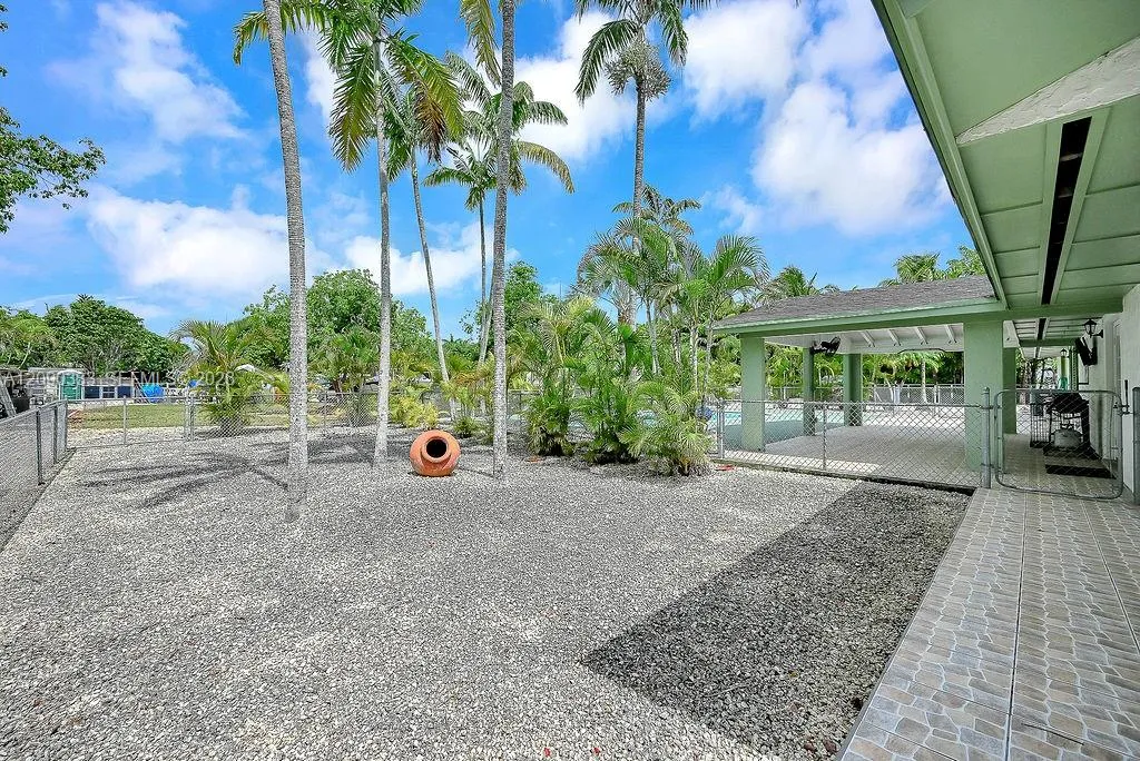 Property photo 53