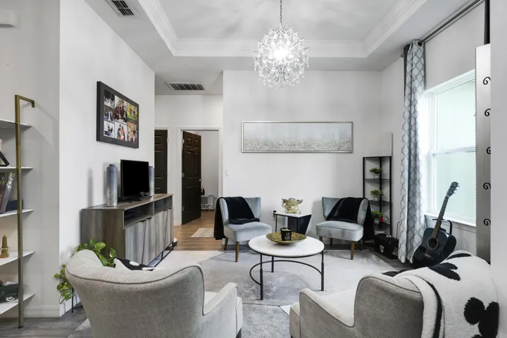 Bright & Inviting Living Room