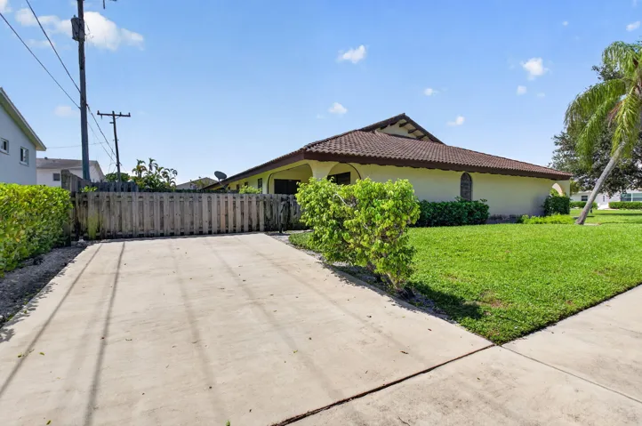 additional side driveway