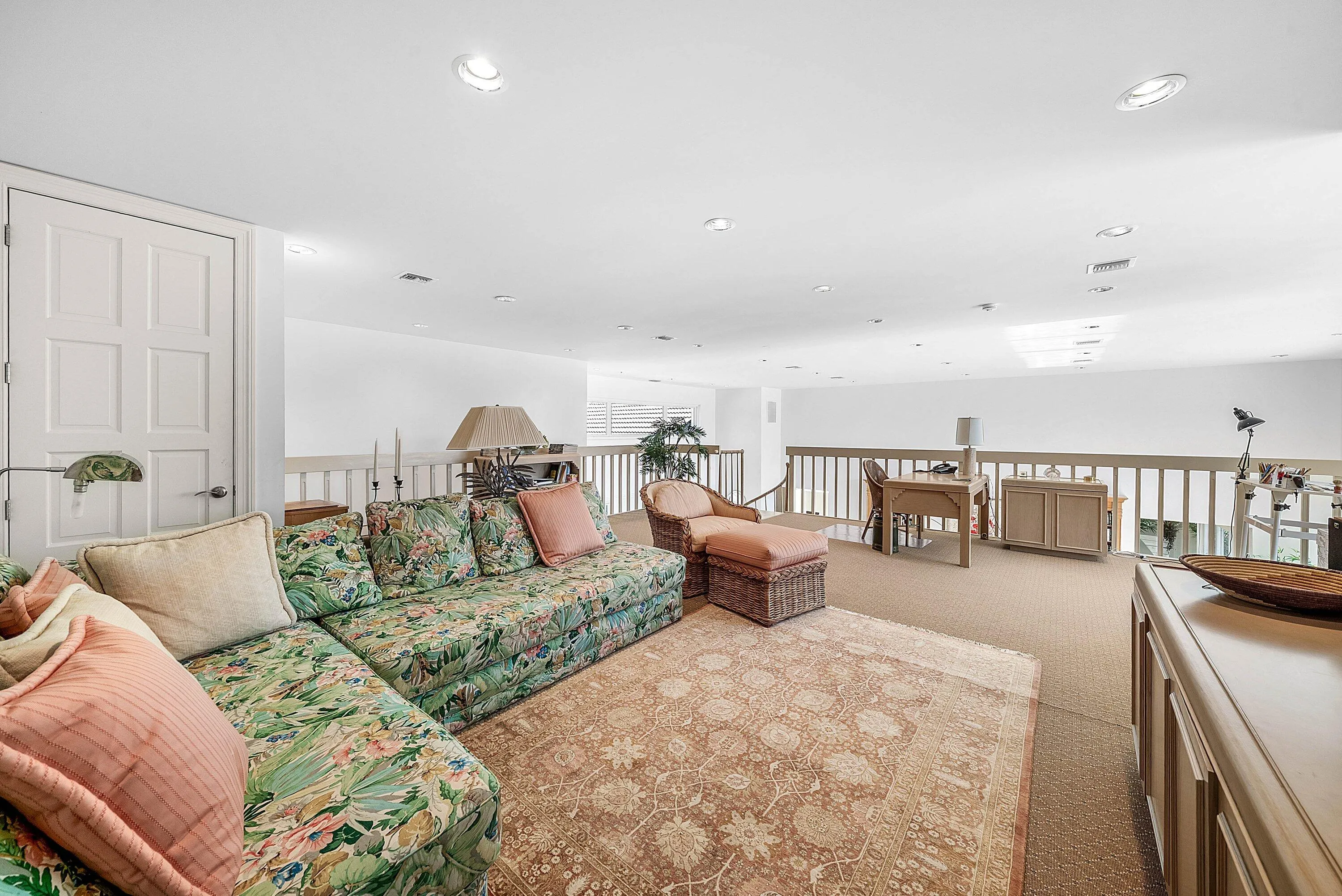 Property photo 44