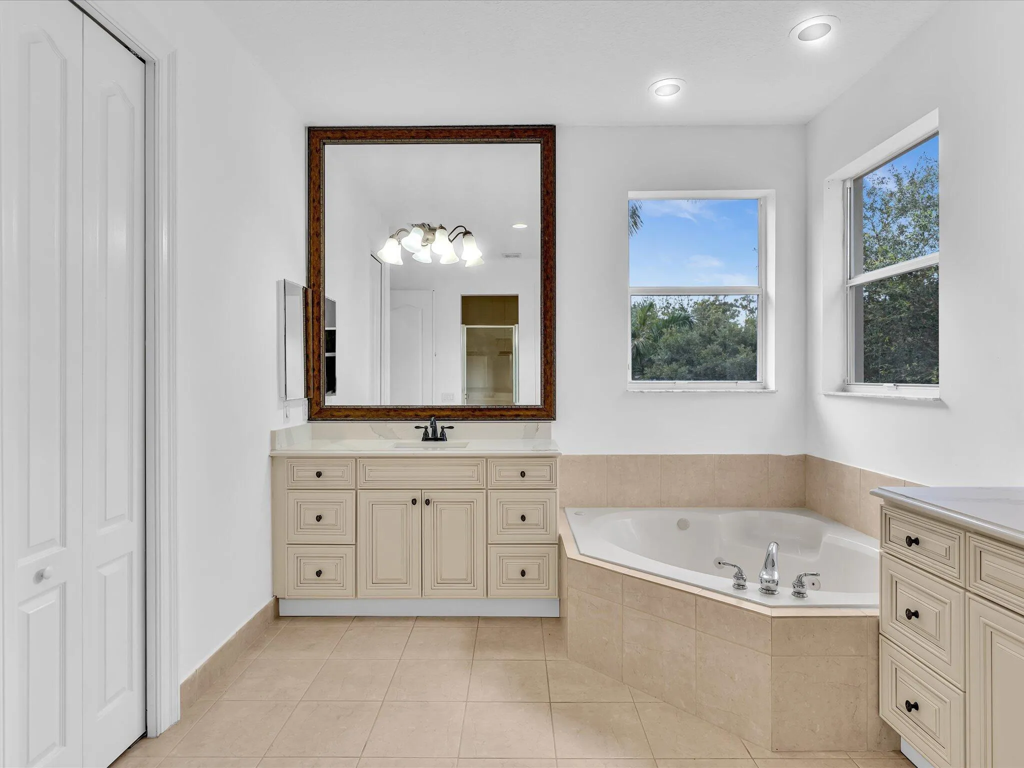 Property photo 85