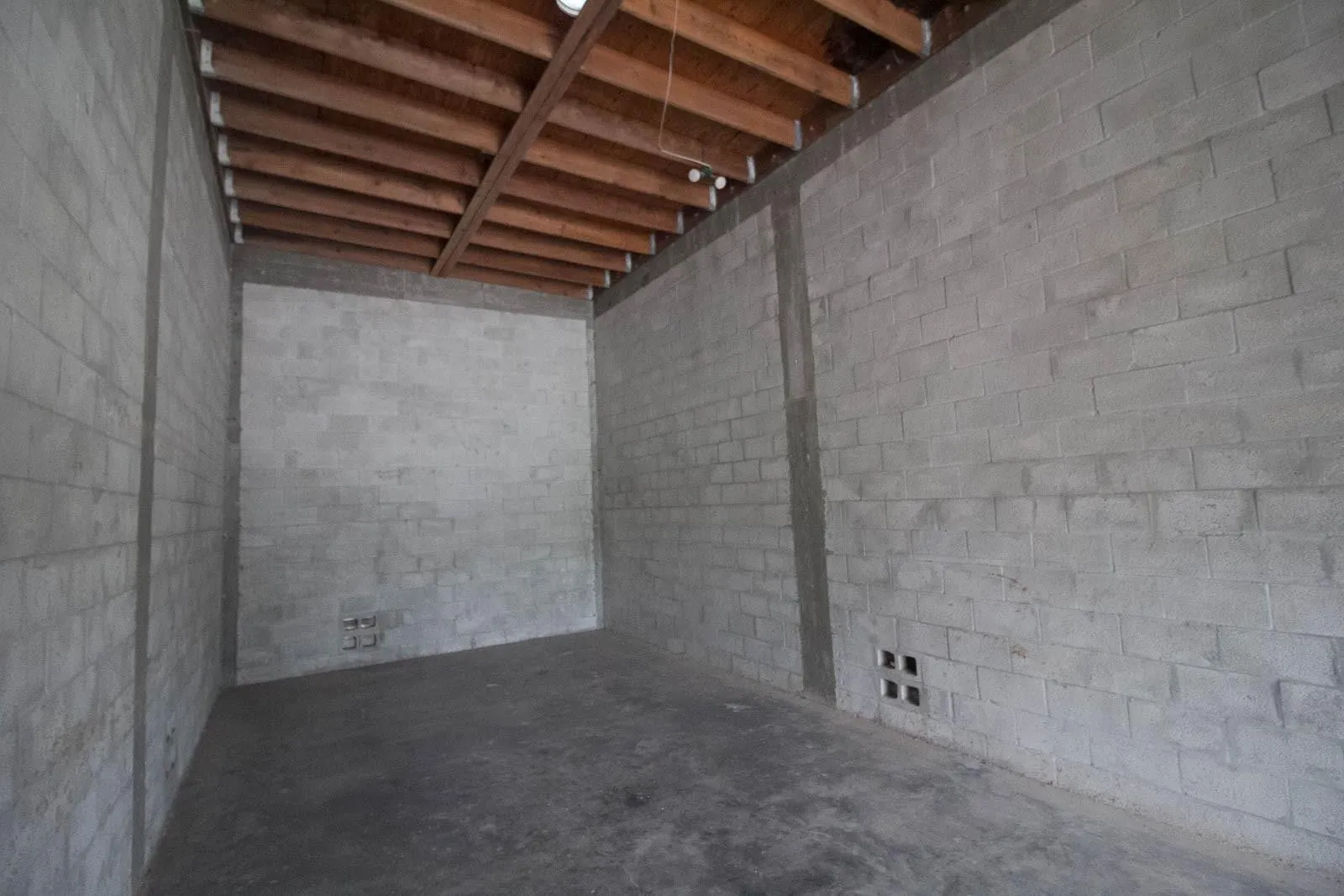 41 FOOT DEEP GARAGE X 13 FEET WIDE X 14 FEET HIGH