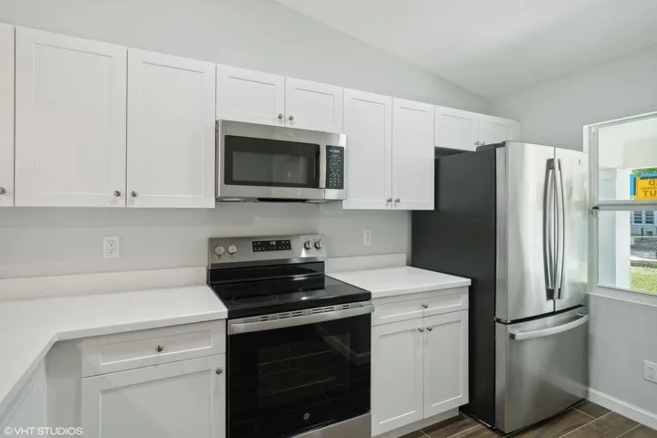 636 kitchen 2