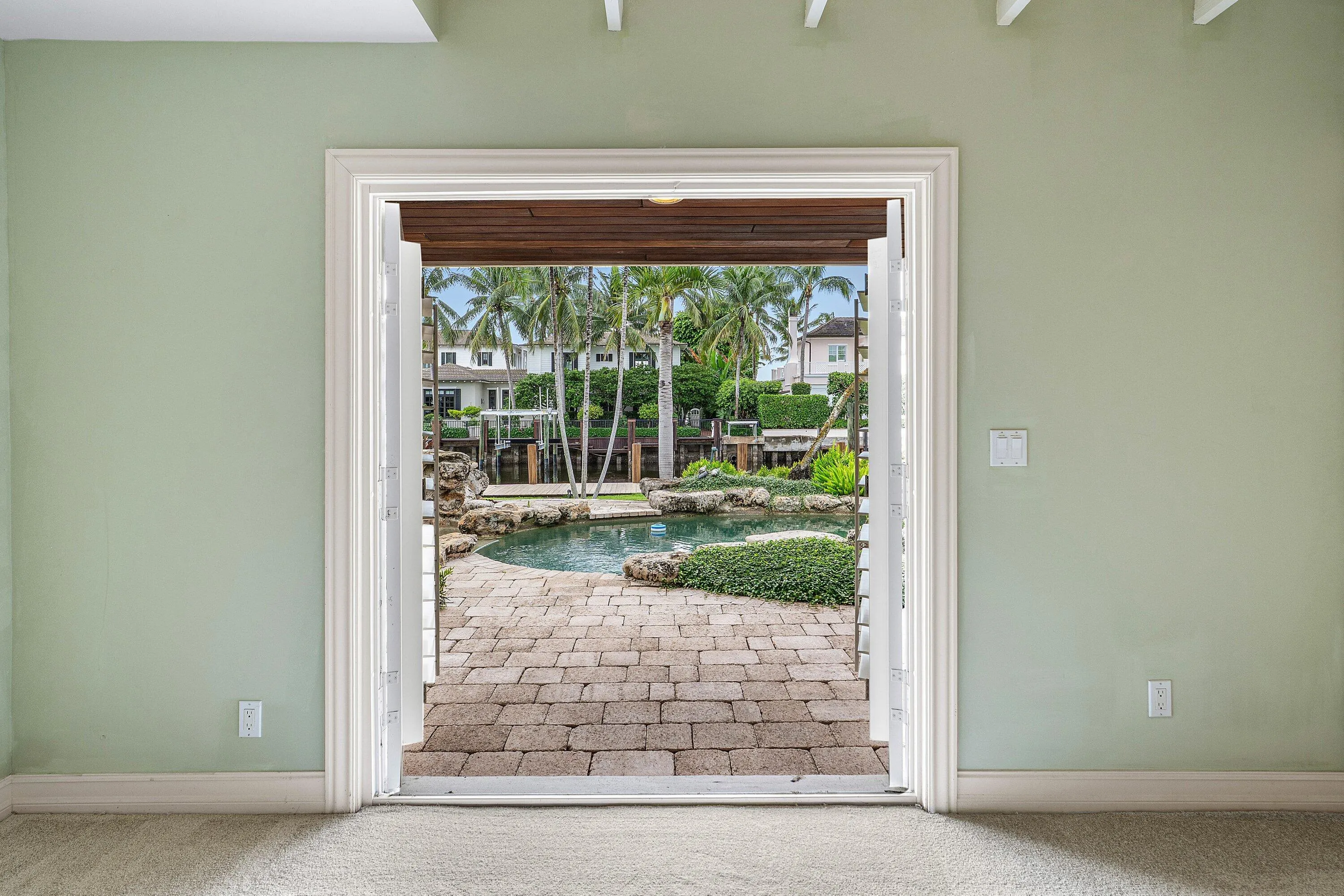 020-122MarlinDrive-OceanRidge-FL-33435-S