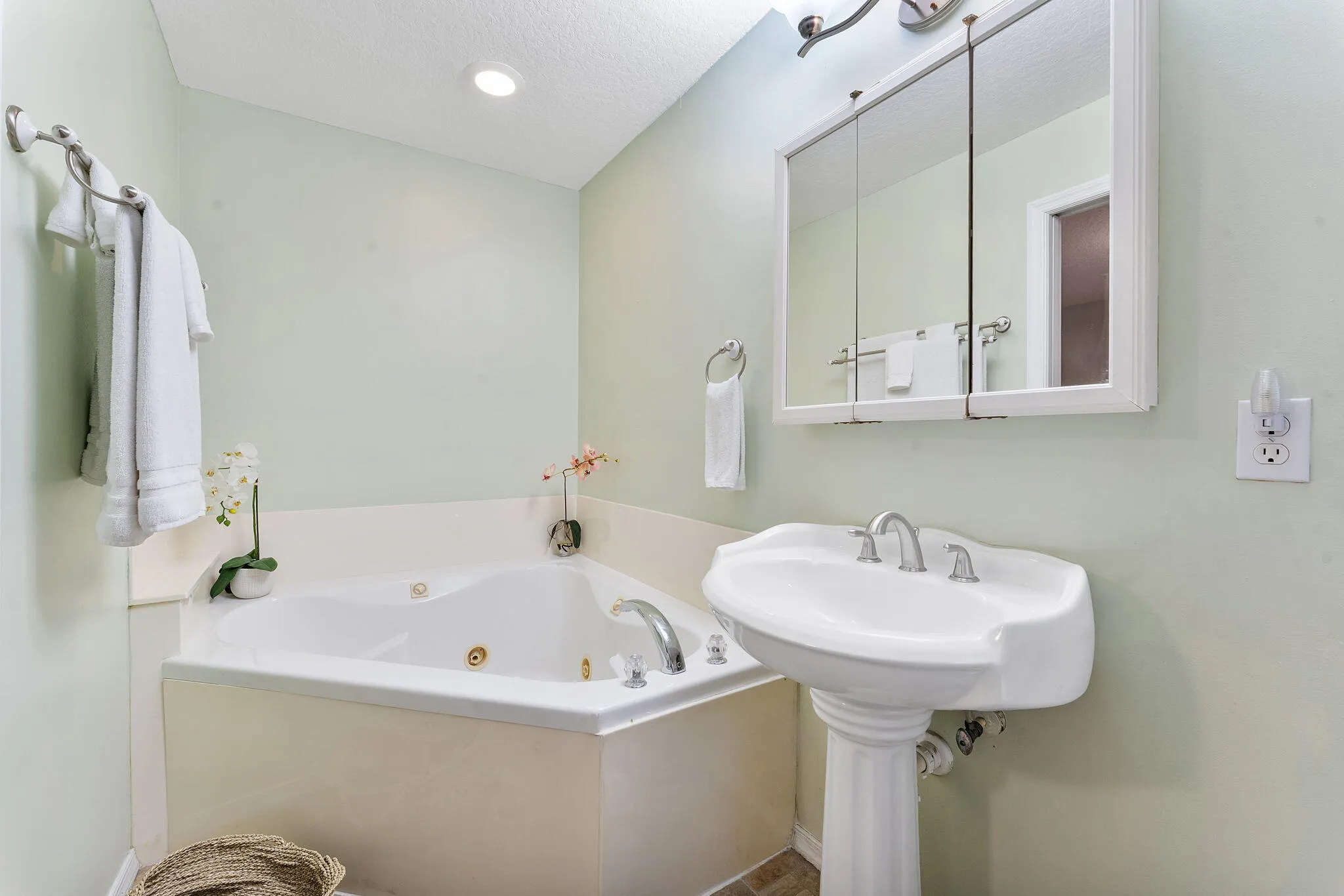 Property photo 25