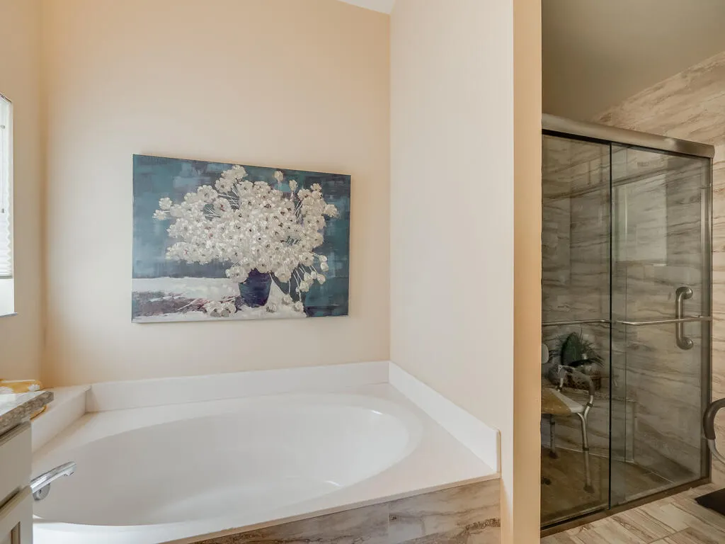 Ensuite Owner's Bath