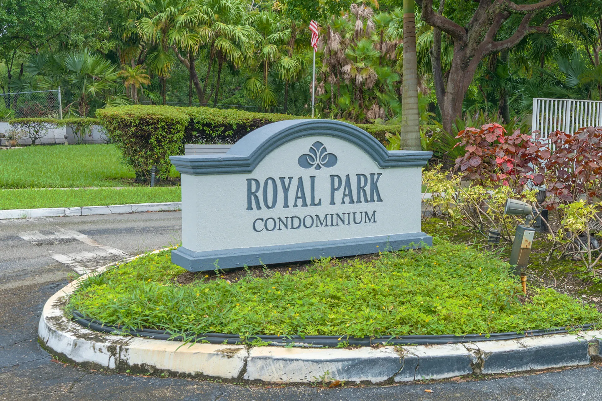 20260911 - 101 Royal Park Dr 1C - MR-5