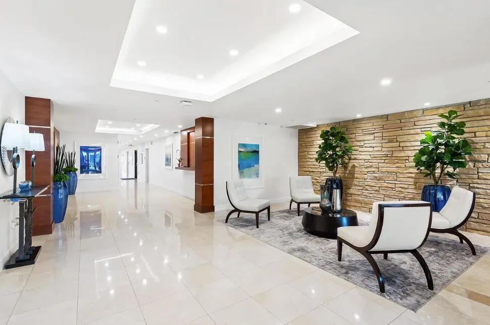 Ocean Pines lobby