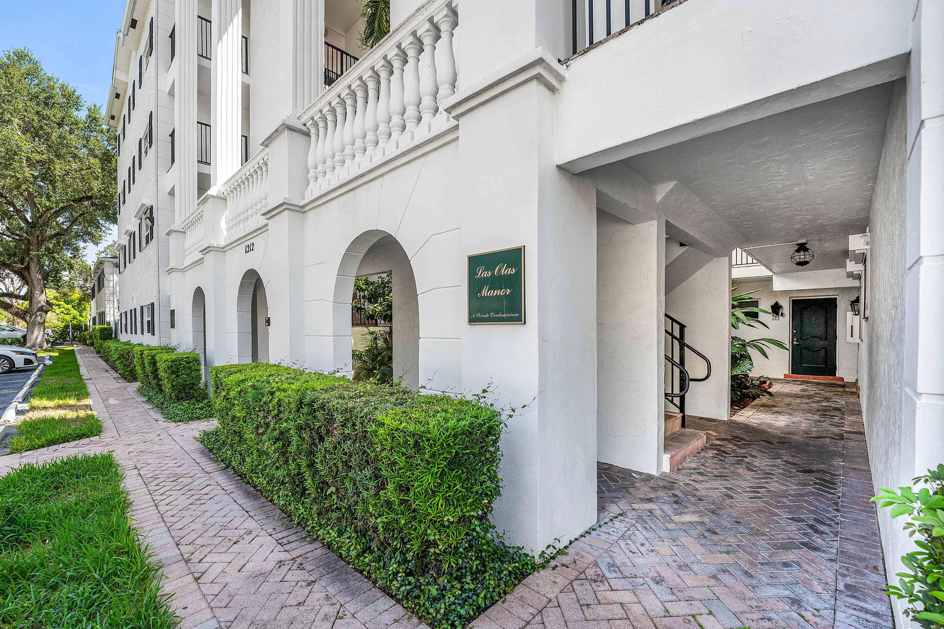 002-1212Southeast2ndCourt-103-FortLauder