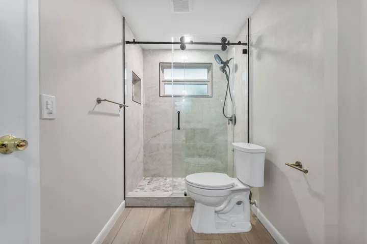 017-1212Southeast2ndCourt-103-FortLauder