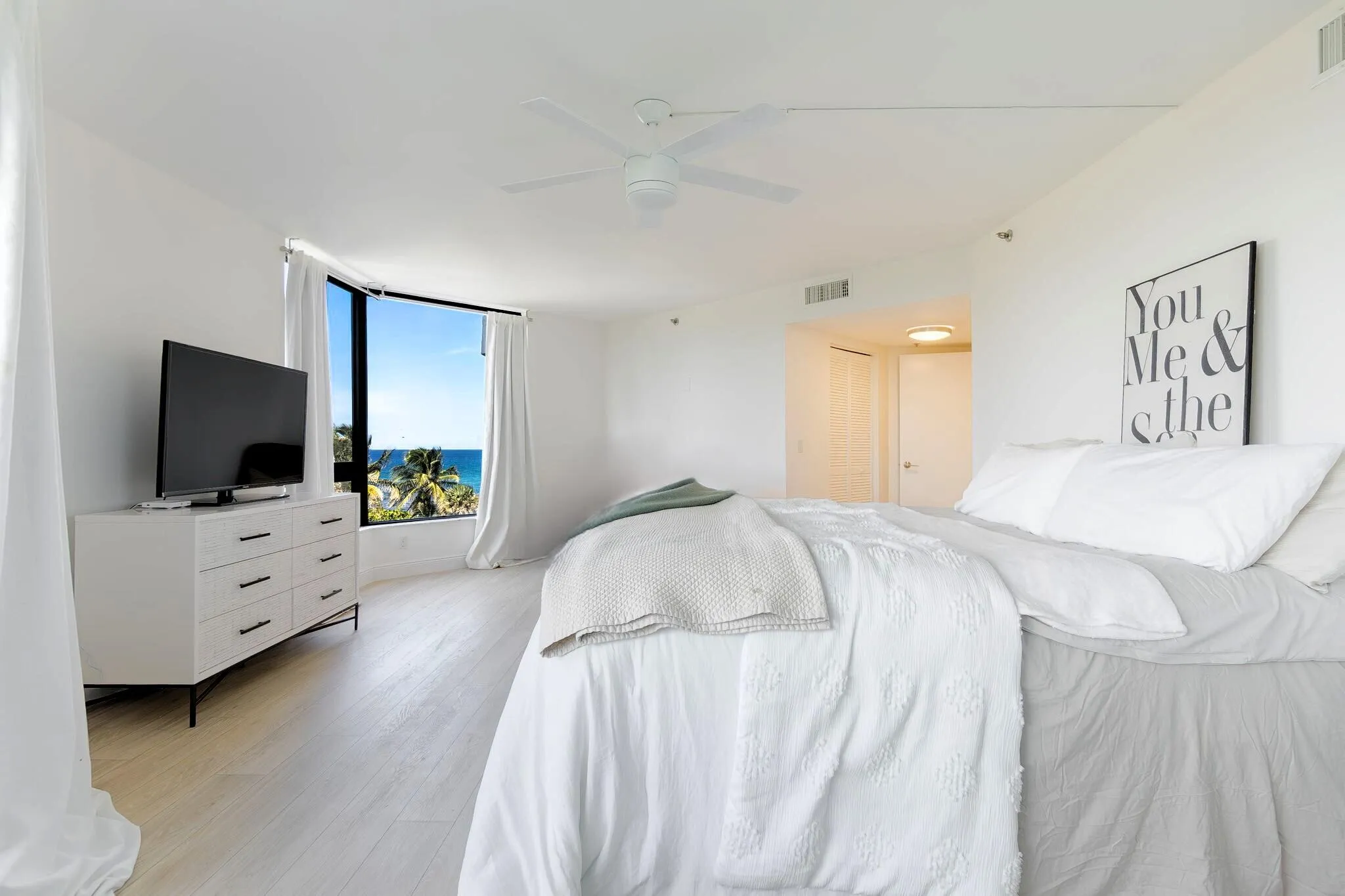 TH MASTR BED3