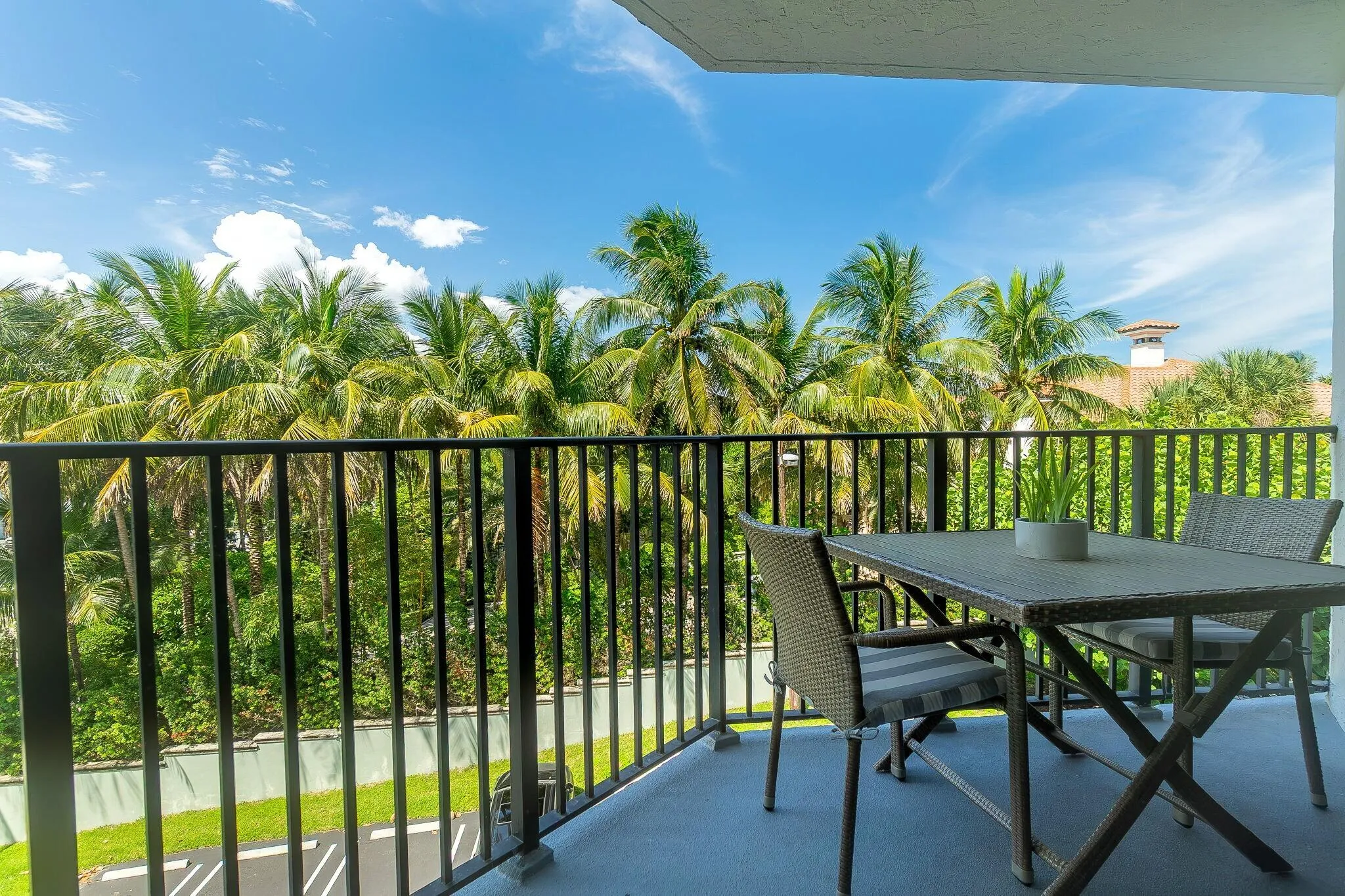 TH BALCONY1