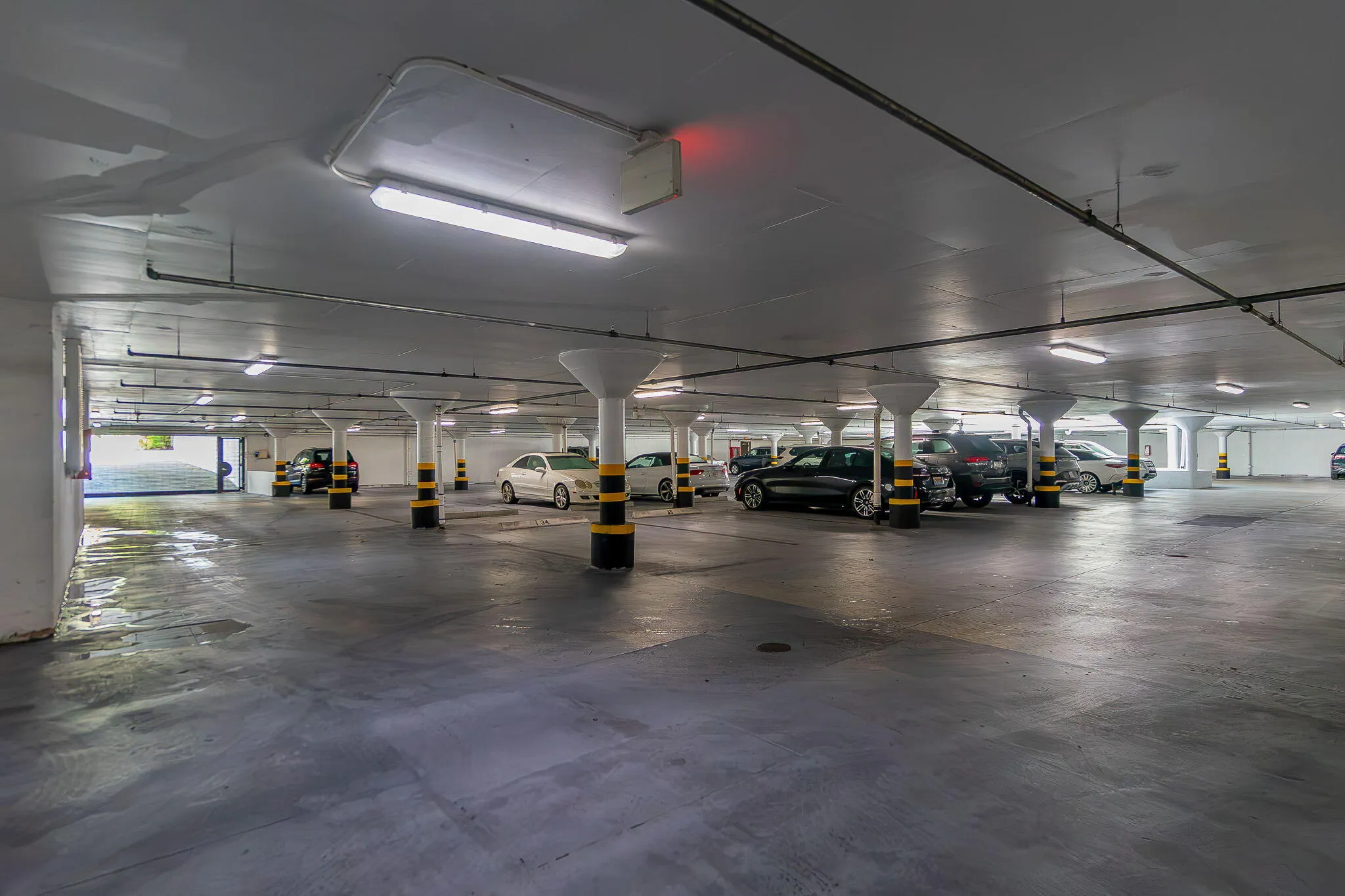 UNDERGROUND GARAGE