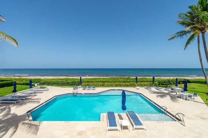 TH POOL BEACH