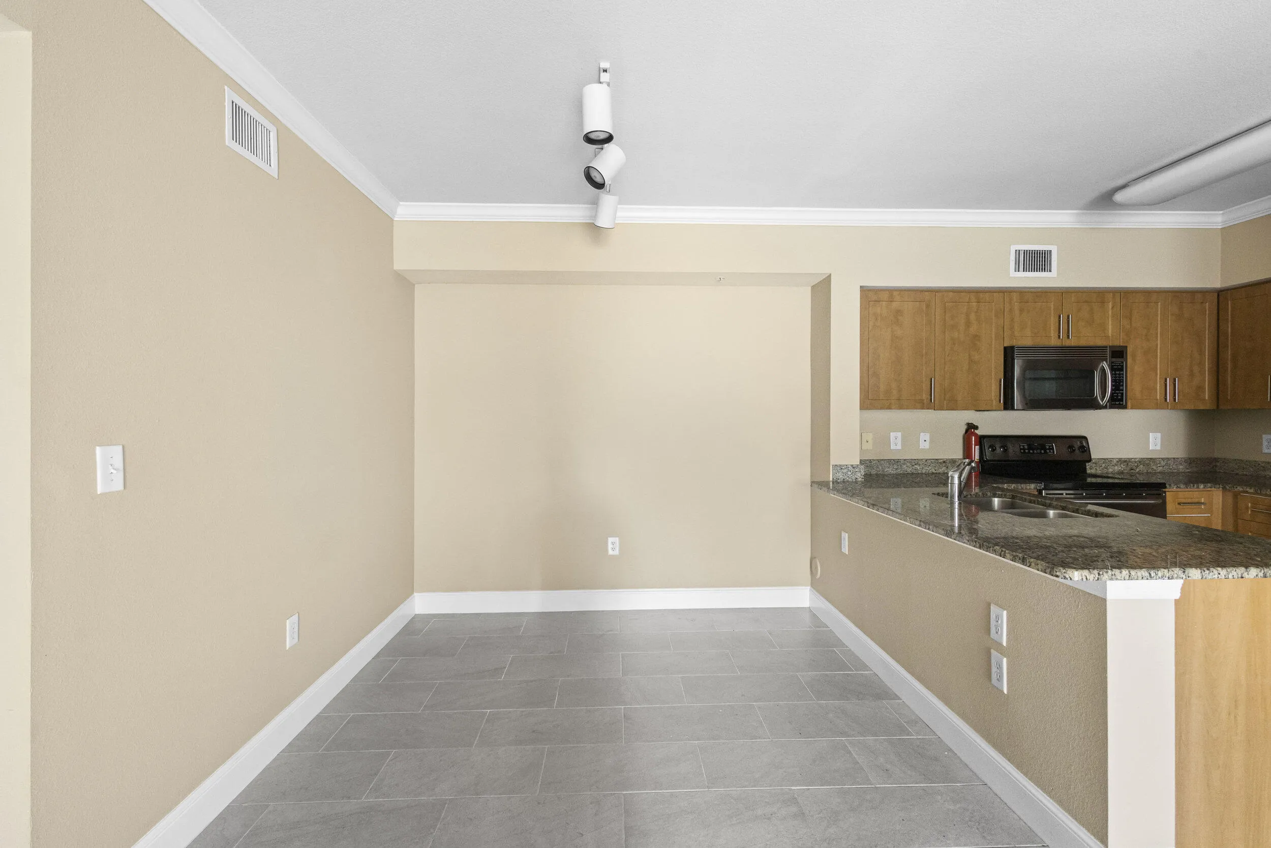 13_6450 emerald dunes dr west palm beac